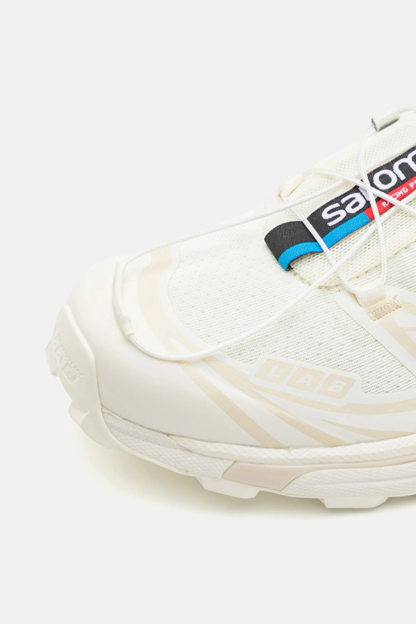 SALOMON XT-6 SNEAKERS MEN - VANILLA ICE/VANILLA ICE/ALMOND MILK. Close front view