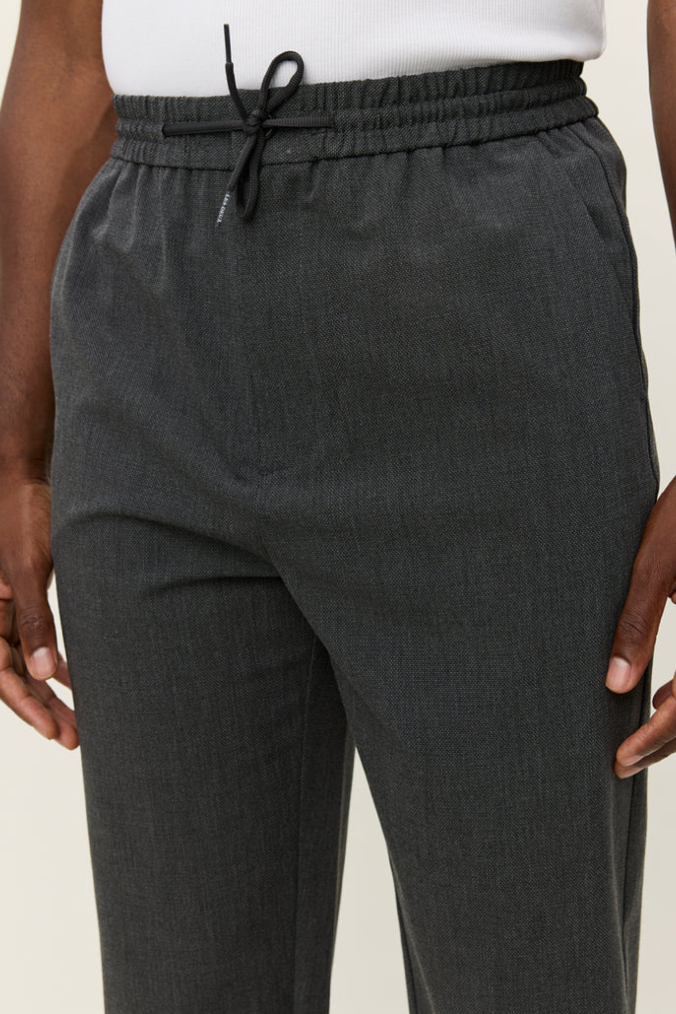 COMO TAPERED TEXTURED PANTS - DARK GREY MELANGE