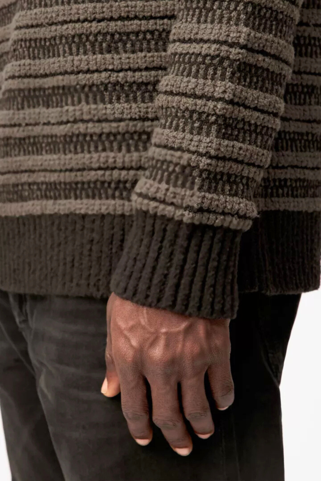 ZAYN KNITWEAR - BROWN