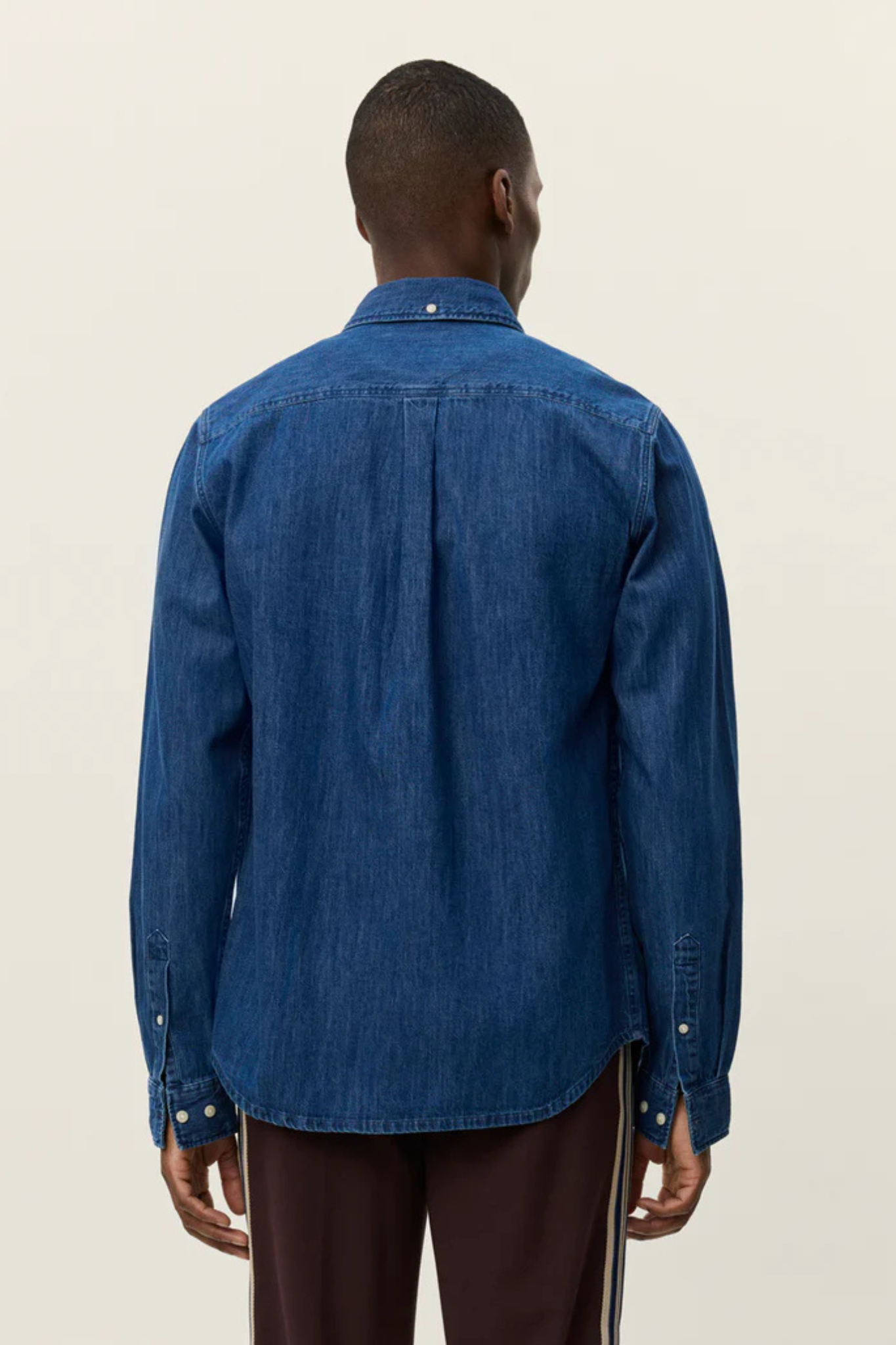 KONRAD DENIM SHIRT - MEDIUM INDIGO WASH