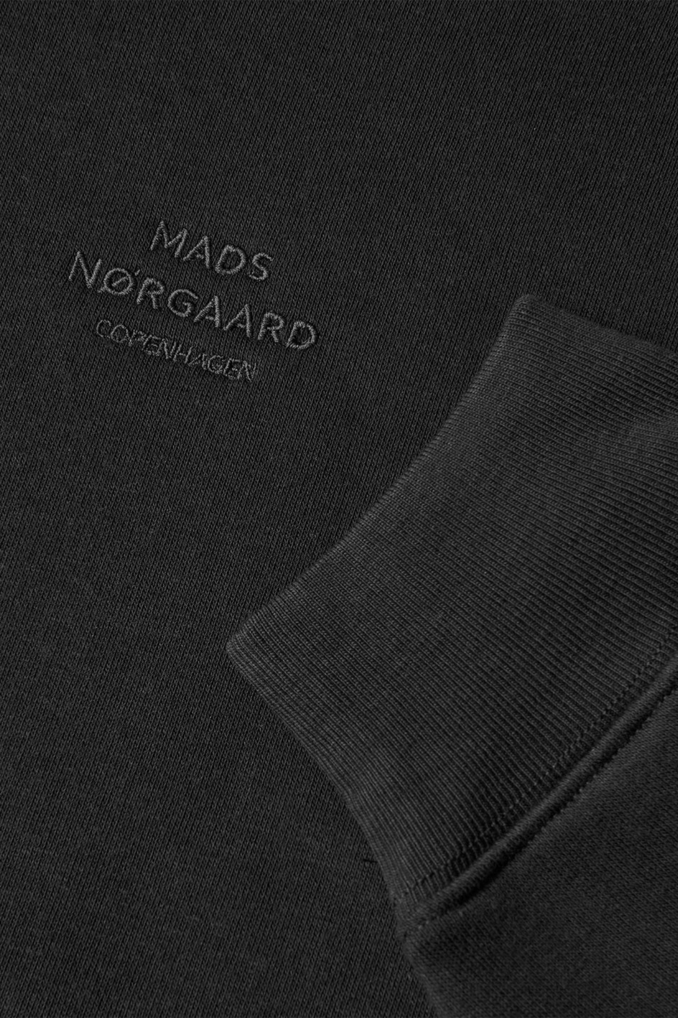 ATLI SWEATSHIRT - BLACK