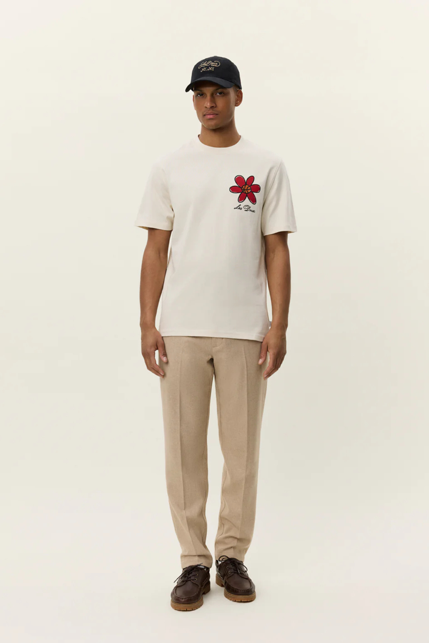 FLOWER BASKET T-SHIRT - IVORY