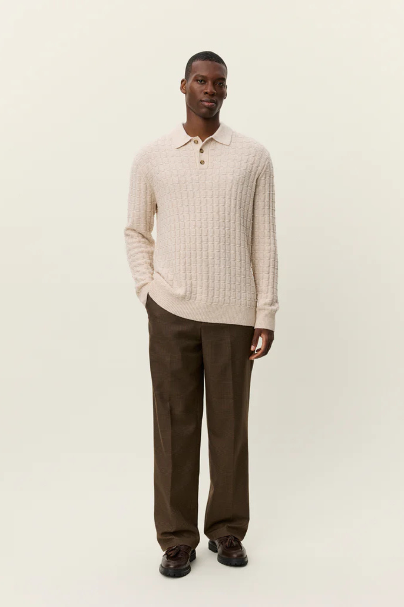 GUSTAV SQUARED STRUCTURE POLO KNIT - LIGHT SAND MELANGE