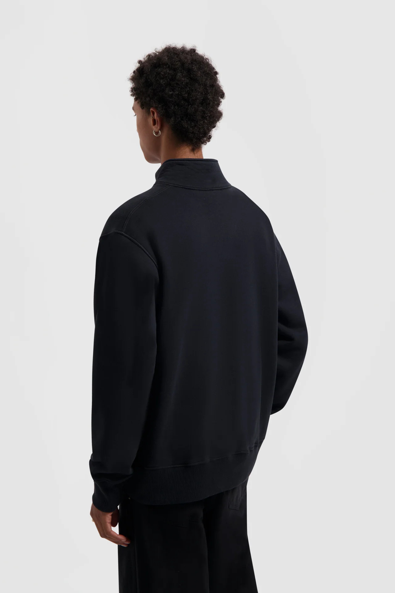 SIGNATURE ZIP MOCK - BLACK