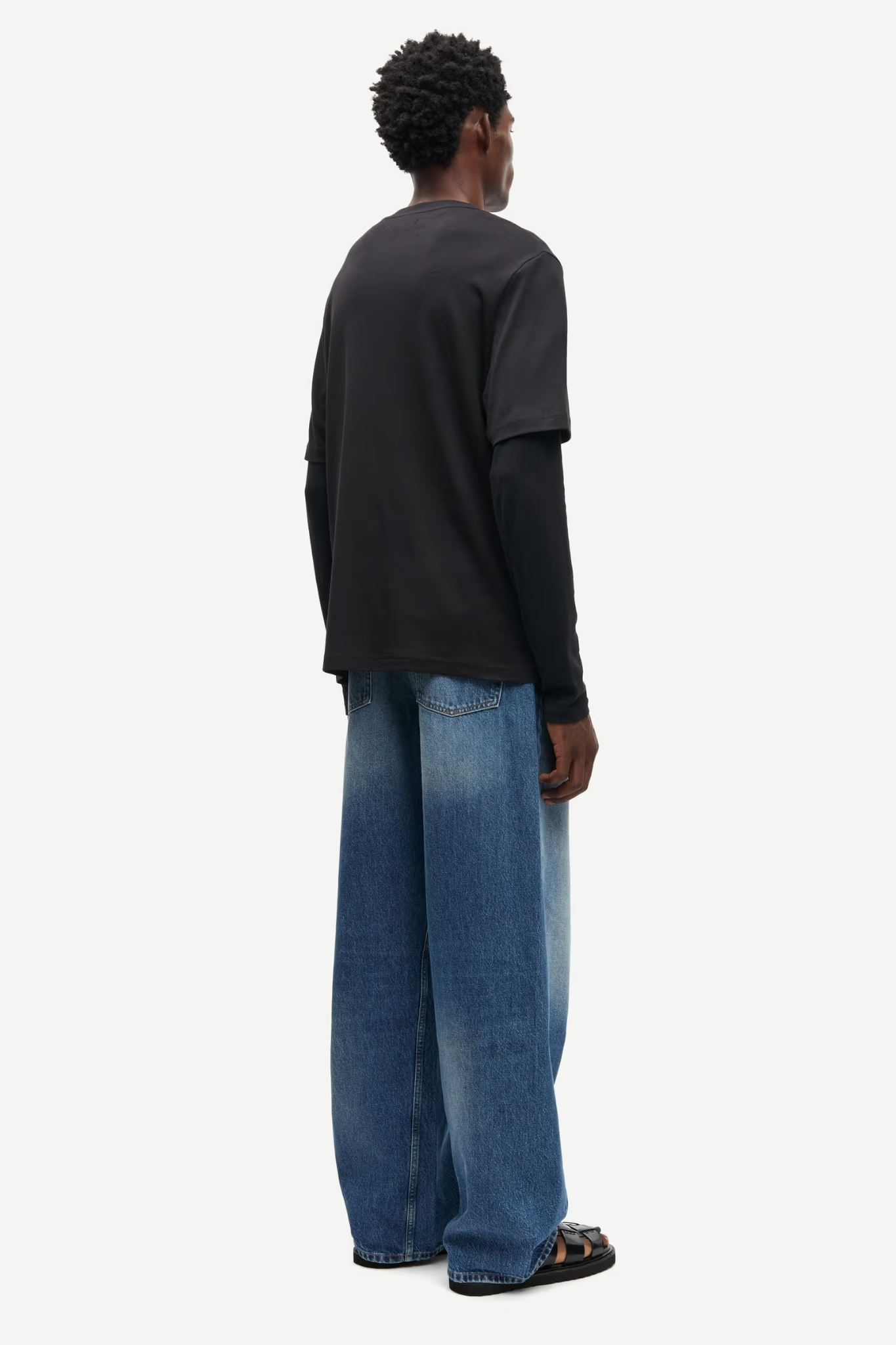 JESPER T-SHIRT - BLACK
