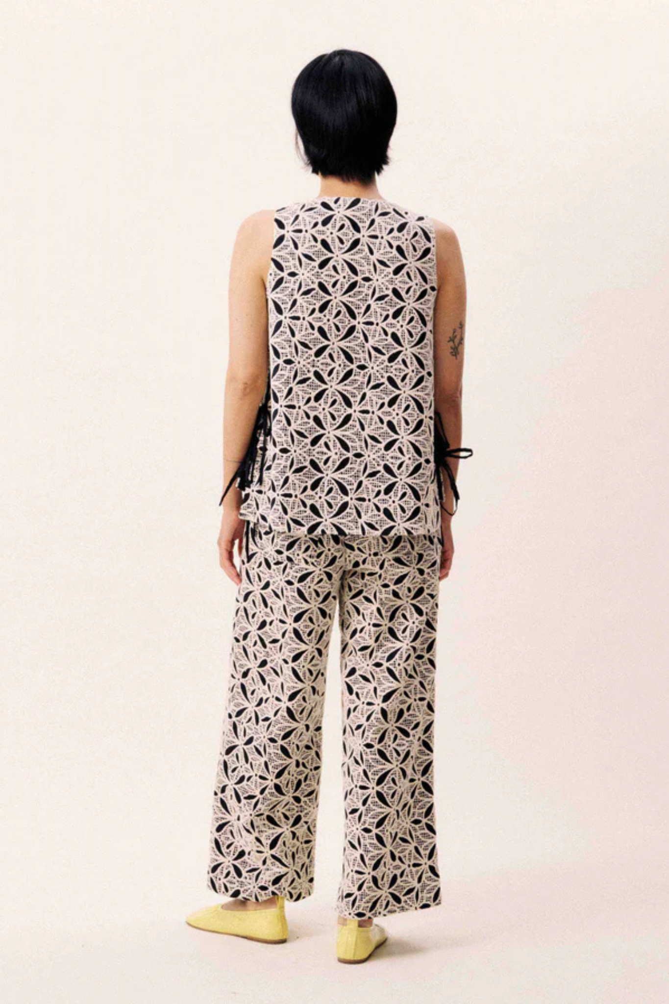 CONCHAL PANTS - BLACK