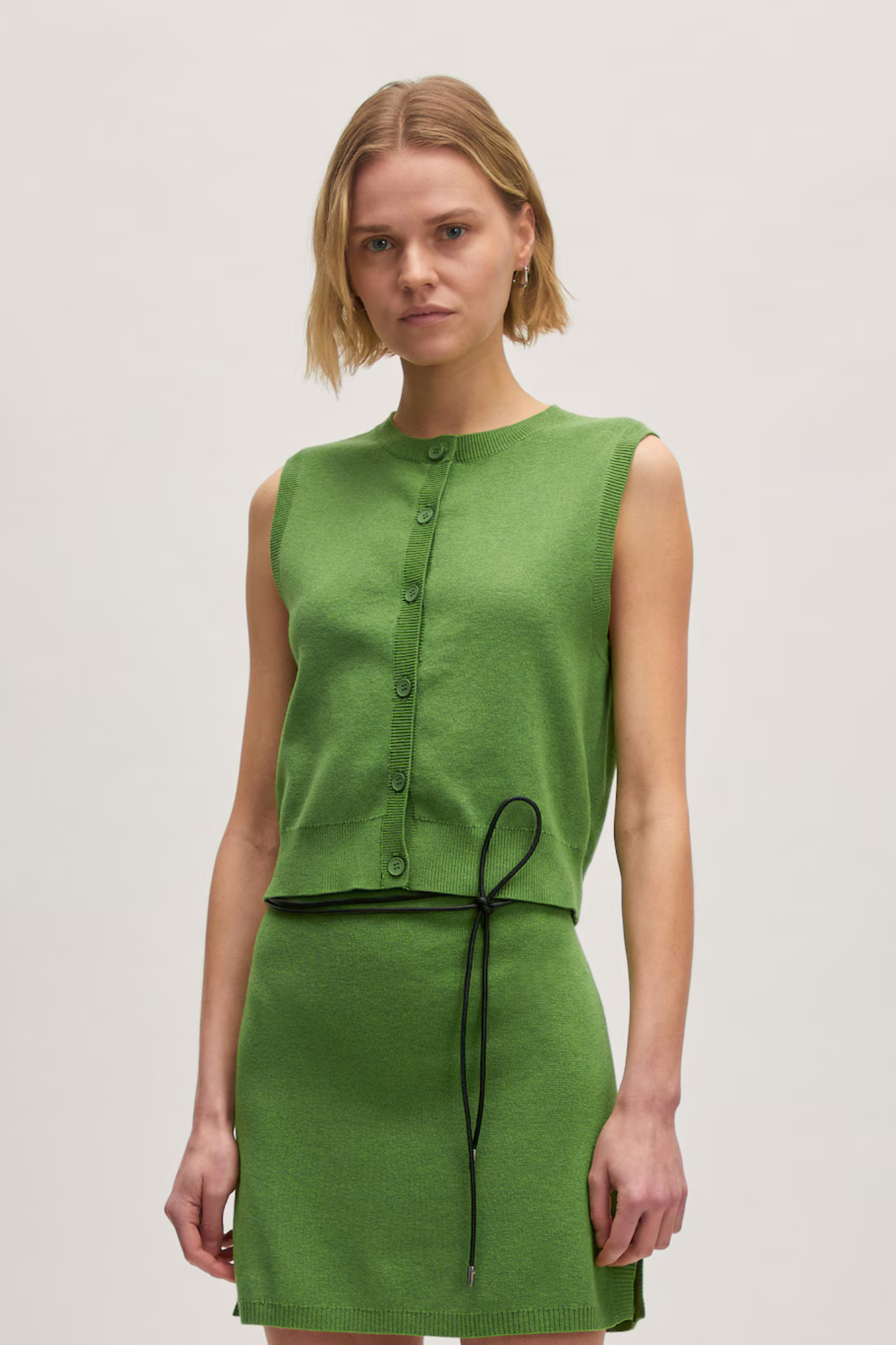 ALISHA VEST - FOREST GREEN