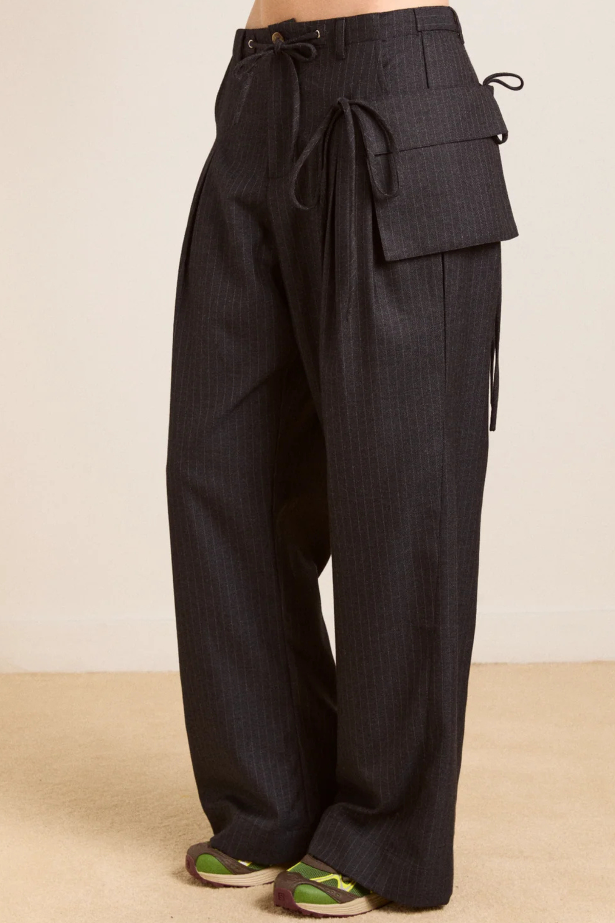 TATIANNA BROEK - PINSTRIPE
