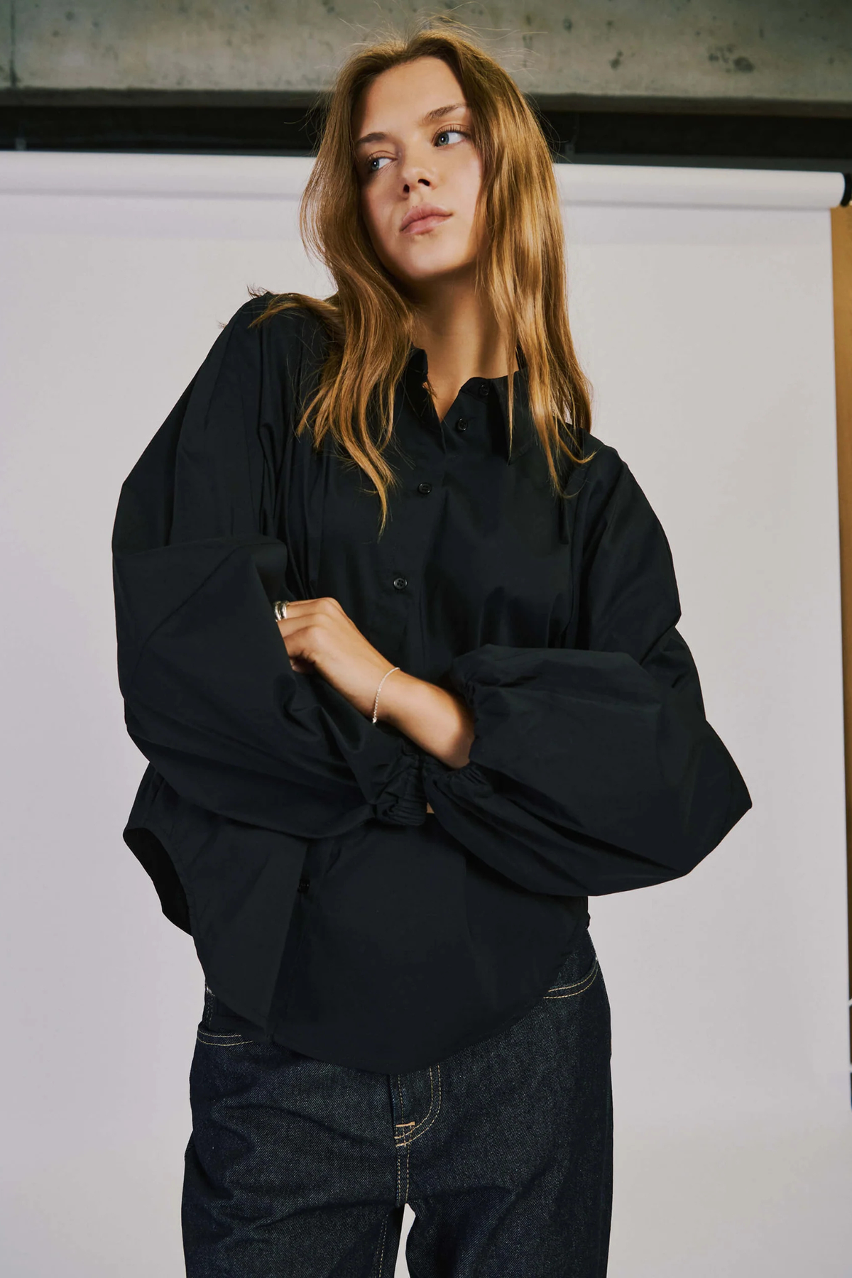 OTILIA LS SHIRT - BLACK