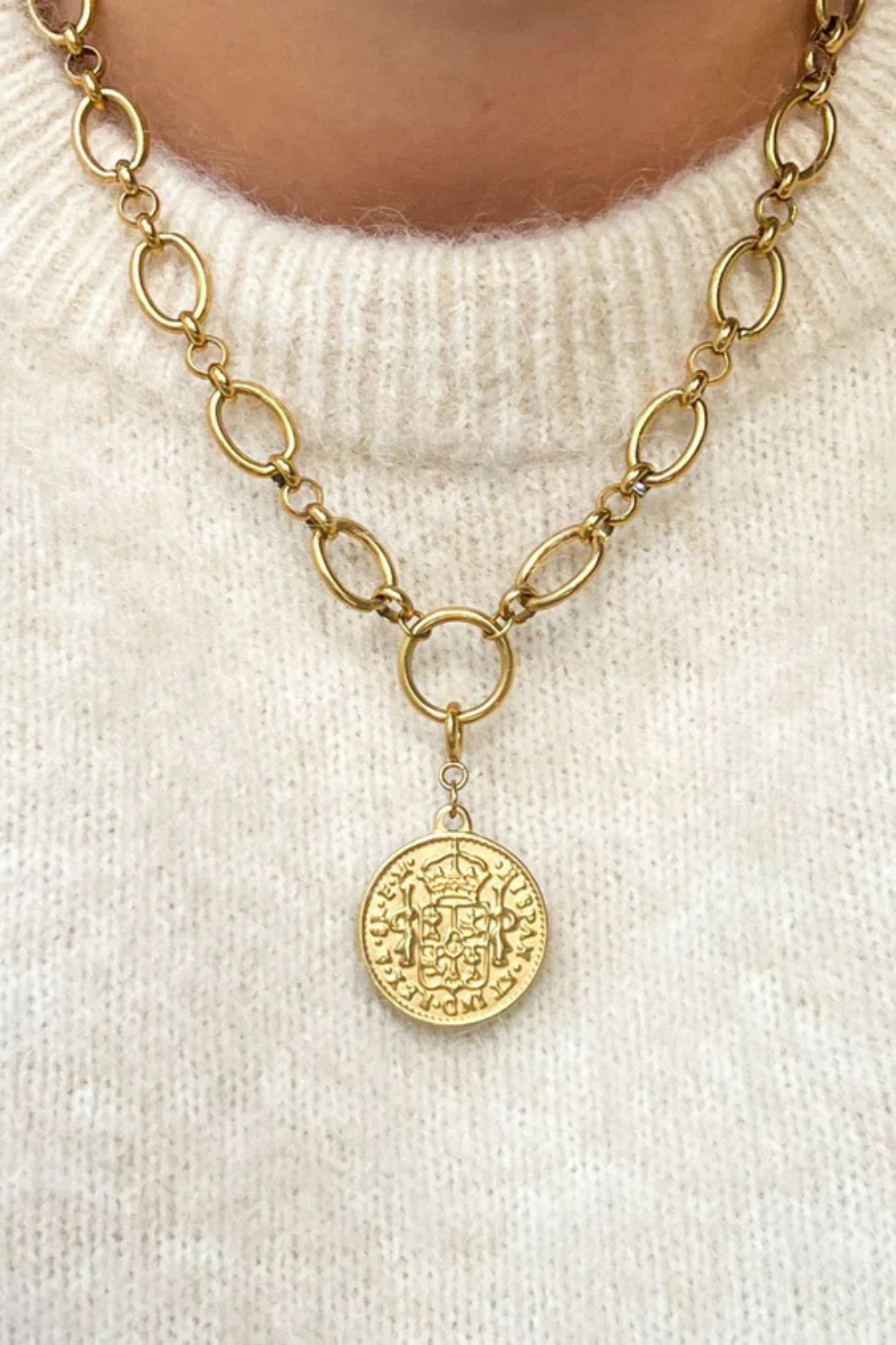 BAROQUE COIN NECKLACE