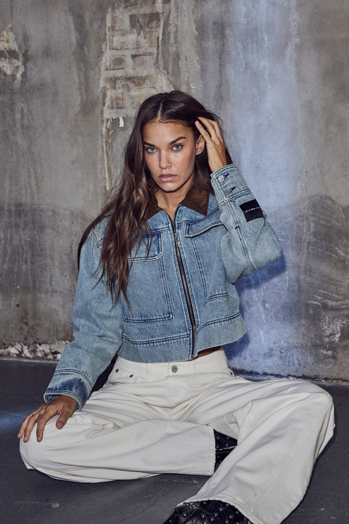 MELIZA CROP DENIM JACKET - BLEACHED DENIM