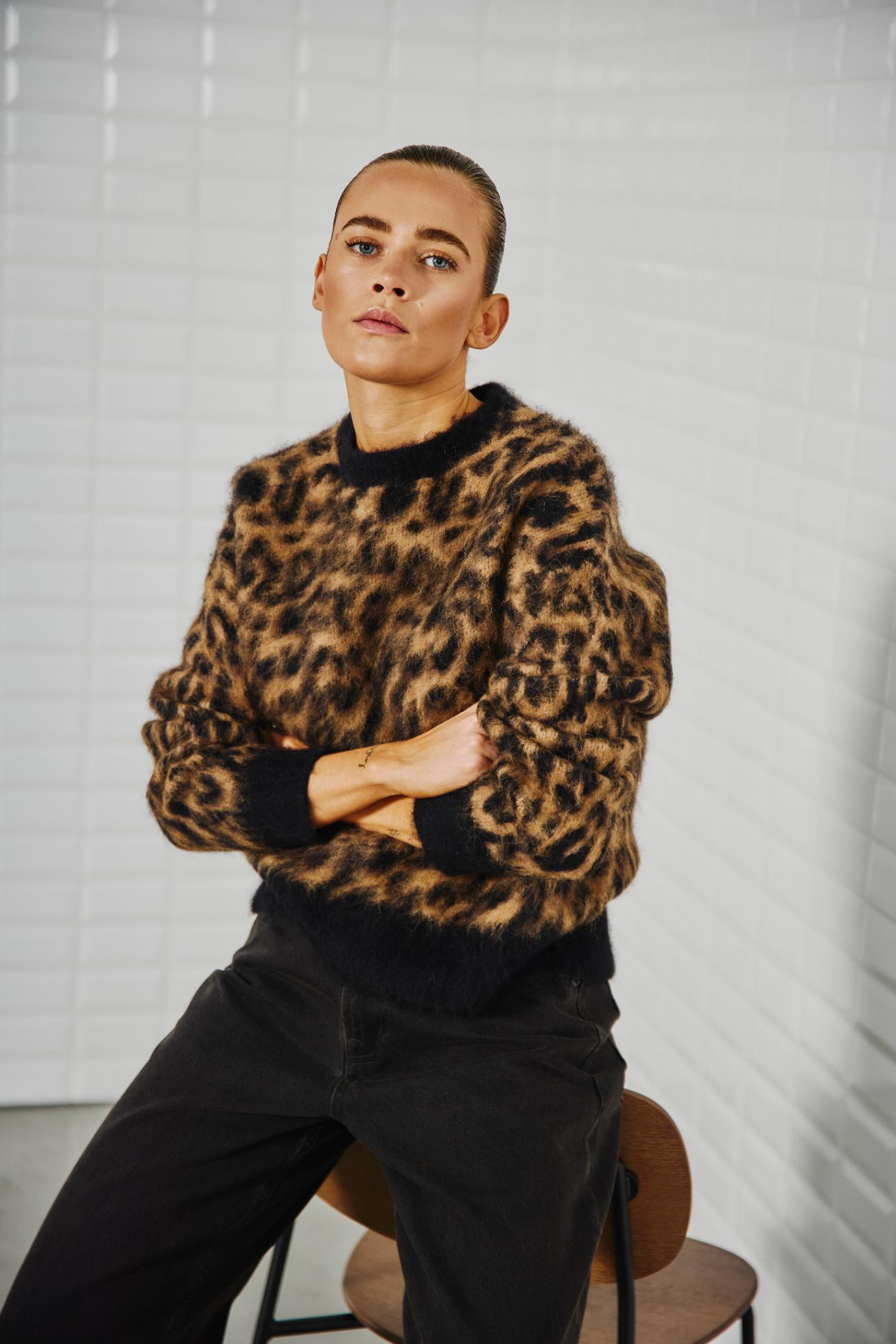ALONDRA LS LEO PULLOVER - CAMEL/BLACK