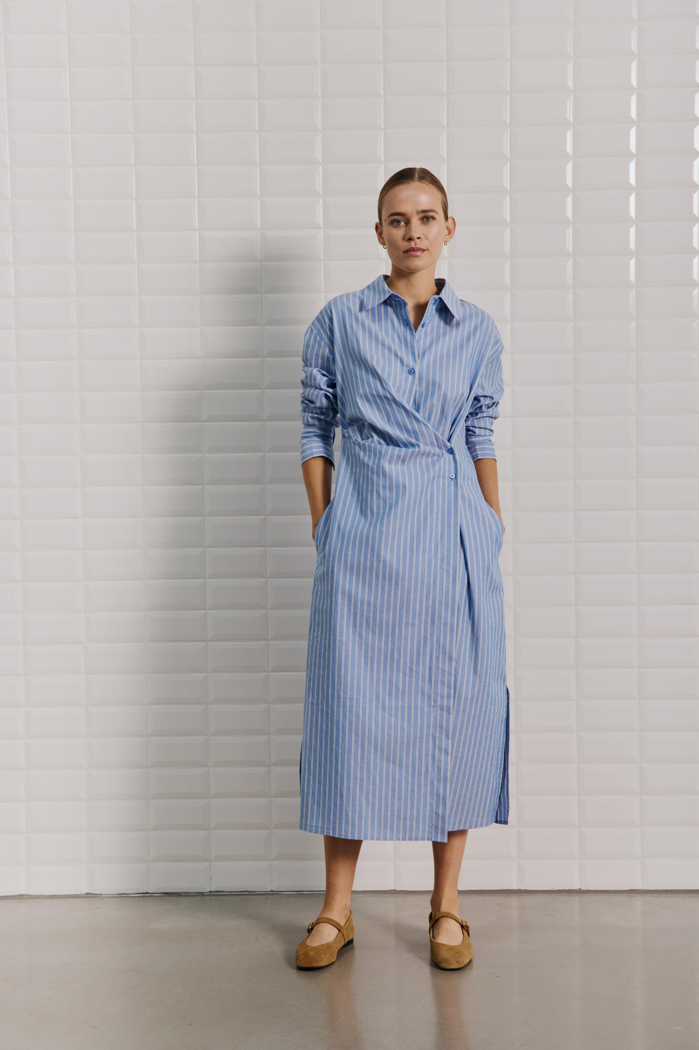 MESA STRIPED LS MIDI DRESS - BLUE/BROWN PINSTRIPE