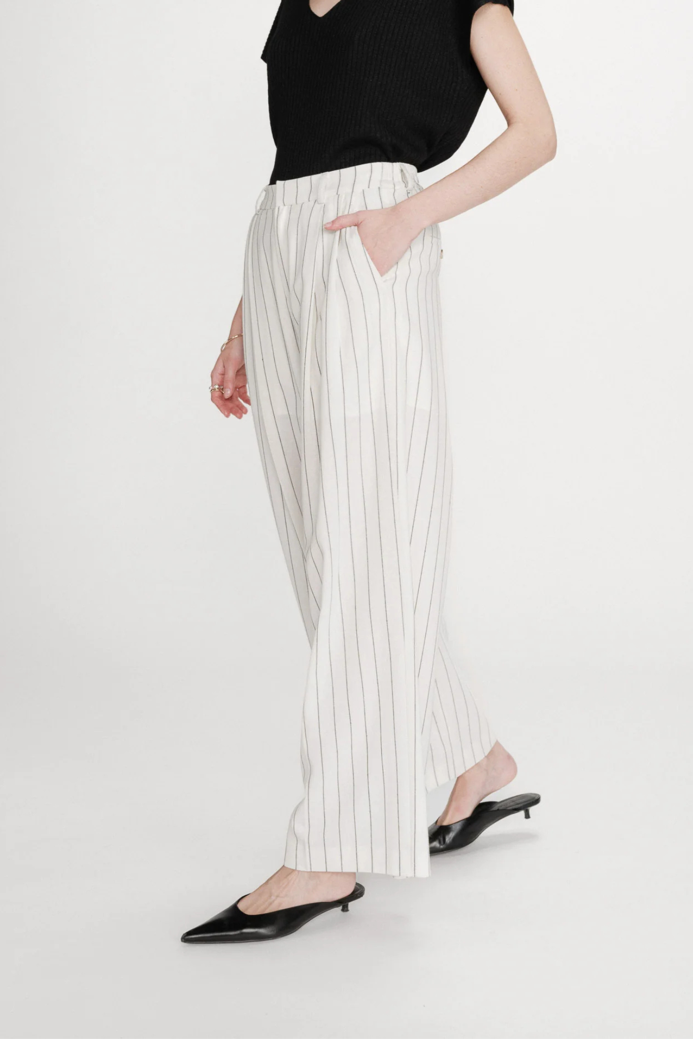 VERY PANTS - WHITE