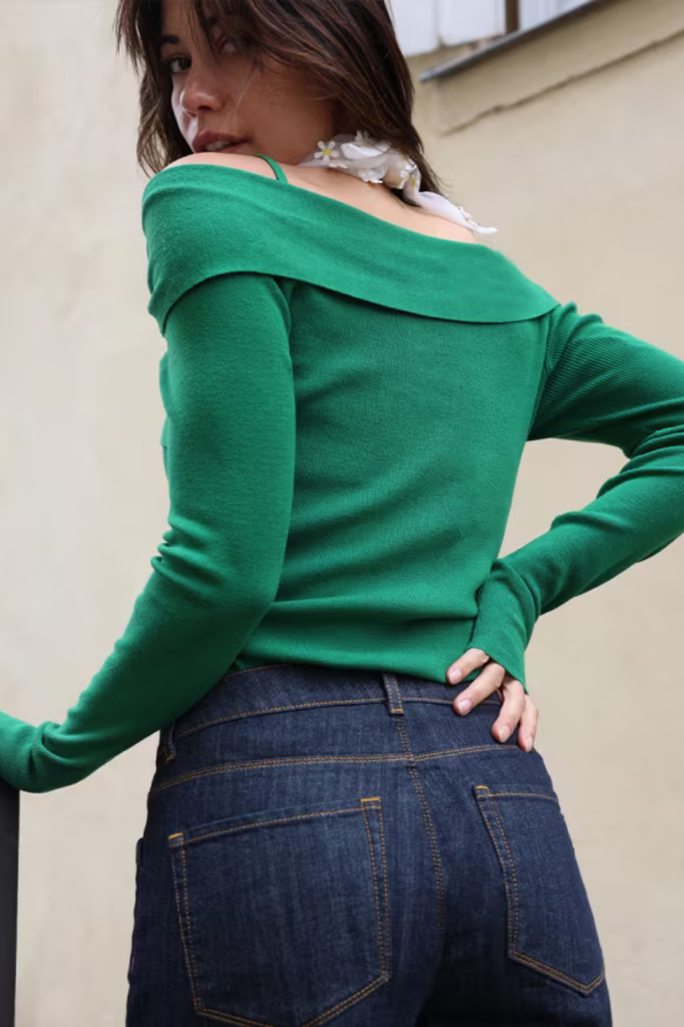 WAVE ASYMMETRIC KNITTED SWEATER - RADIANT GREEN