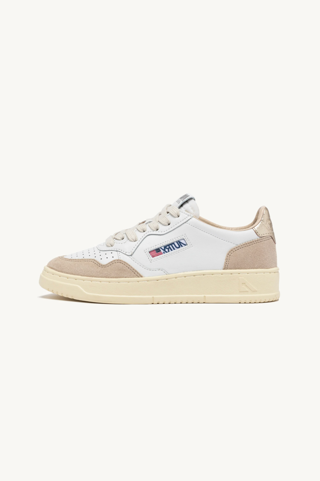 AULWLS75 - MEDALIST LOW SNEAKER WOMEN - WHT/GOLD