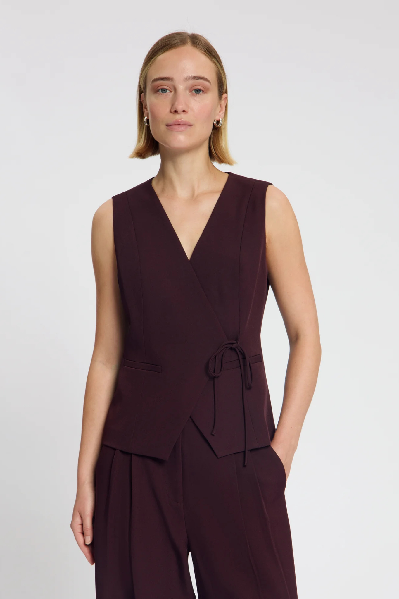 ESCA TIE VEST - BORDAUX