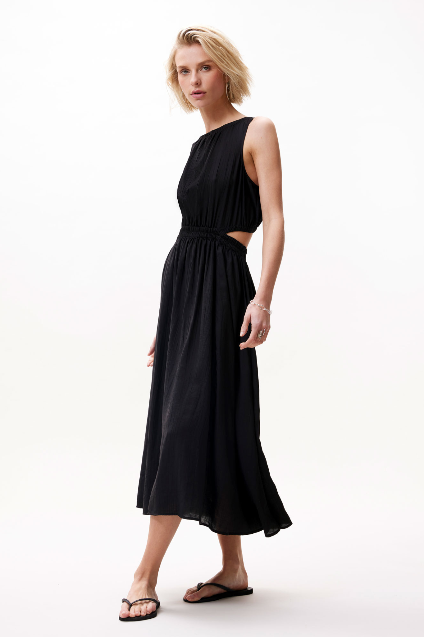 CUT OUT DRESS - BLACK