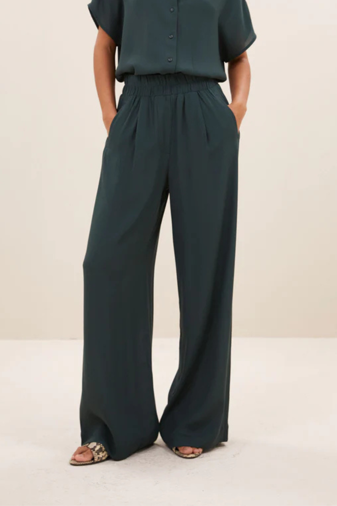 BENJI VISCOSE PANTS - DRIED BASIL