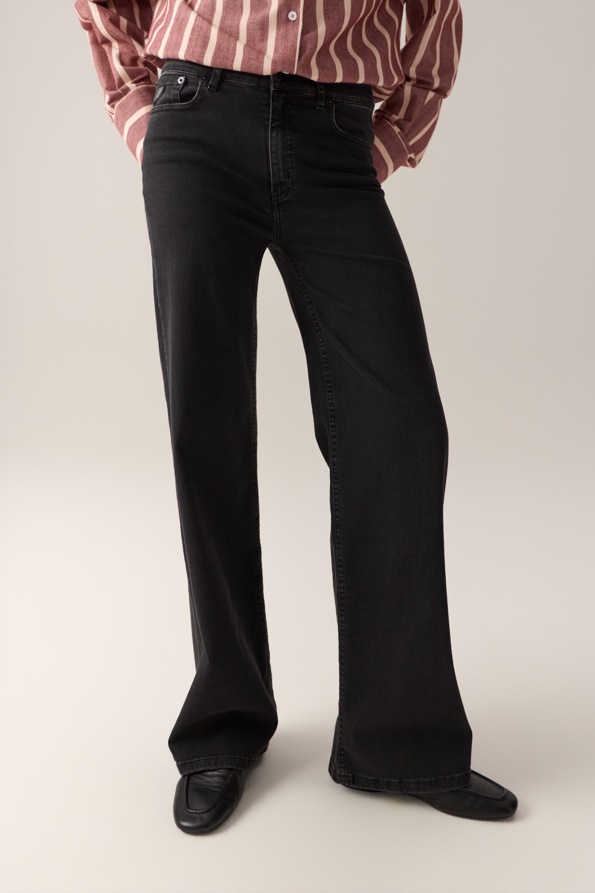 PALAZZO JEANS - ZWART AGED EDGE