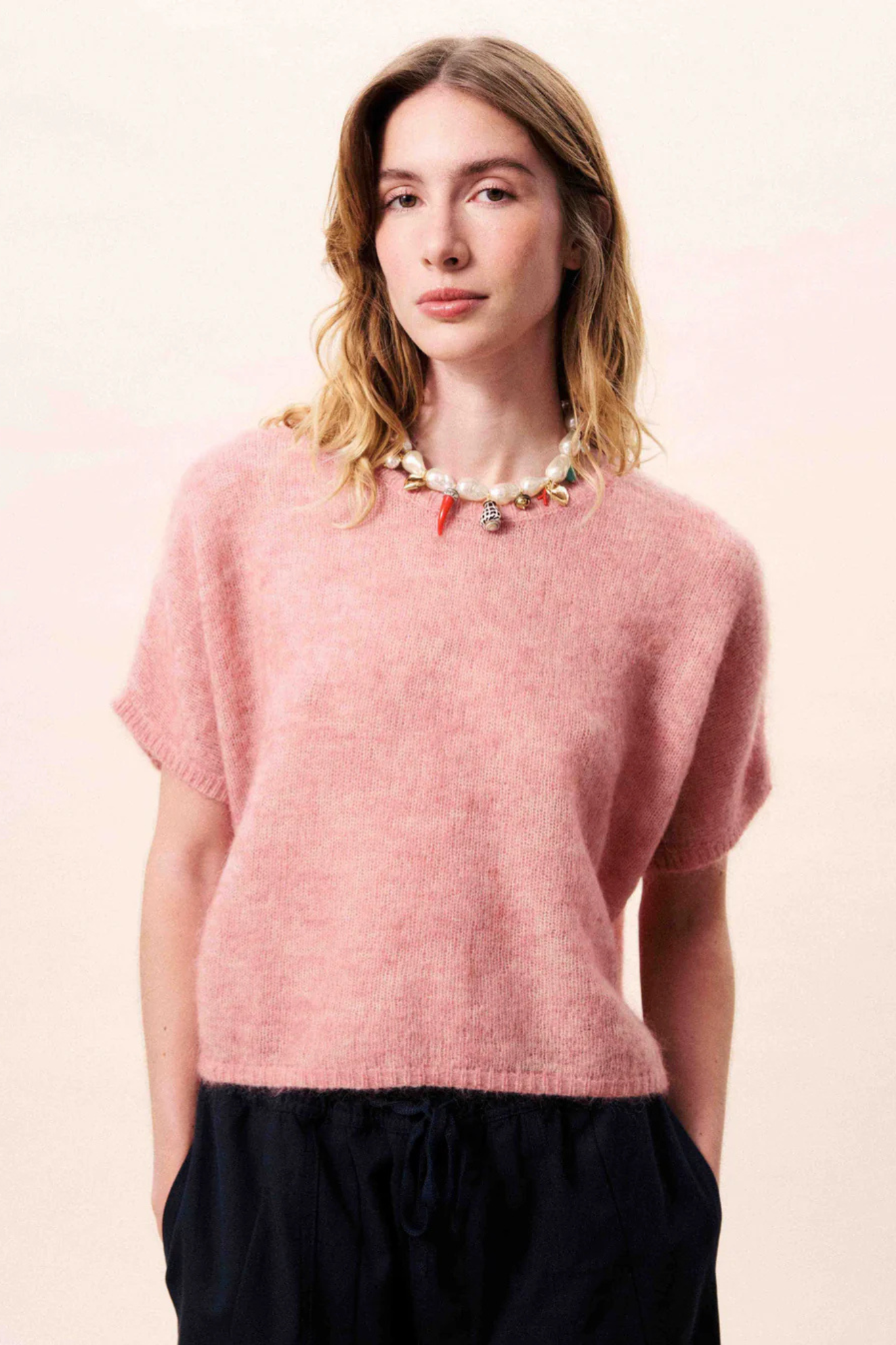 GOCTA SWEATER - PALE PINK
