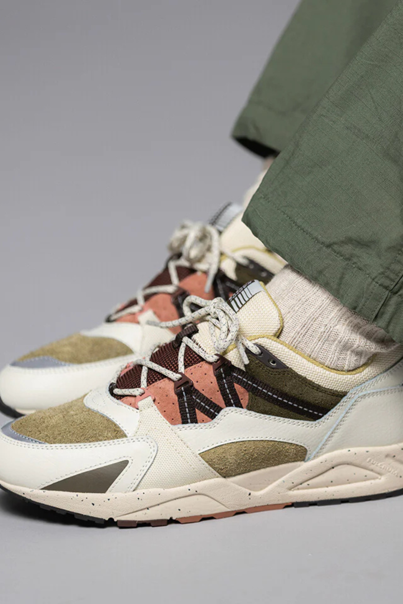 FUSION 2.0 WOMEN SNEAKERS - LILY WHITE/ MOLE