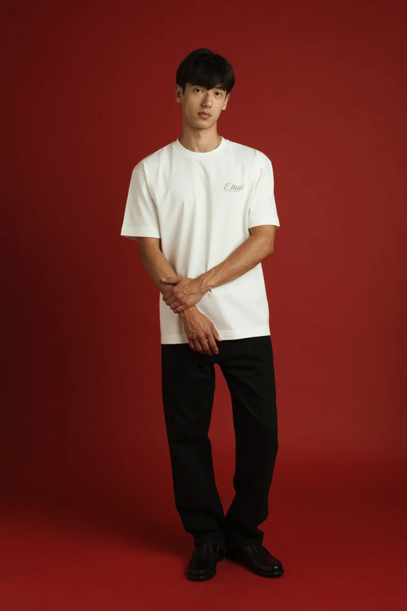 CELEBRATE T-SHIRT - OFF WHITE