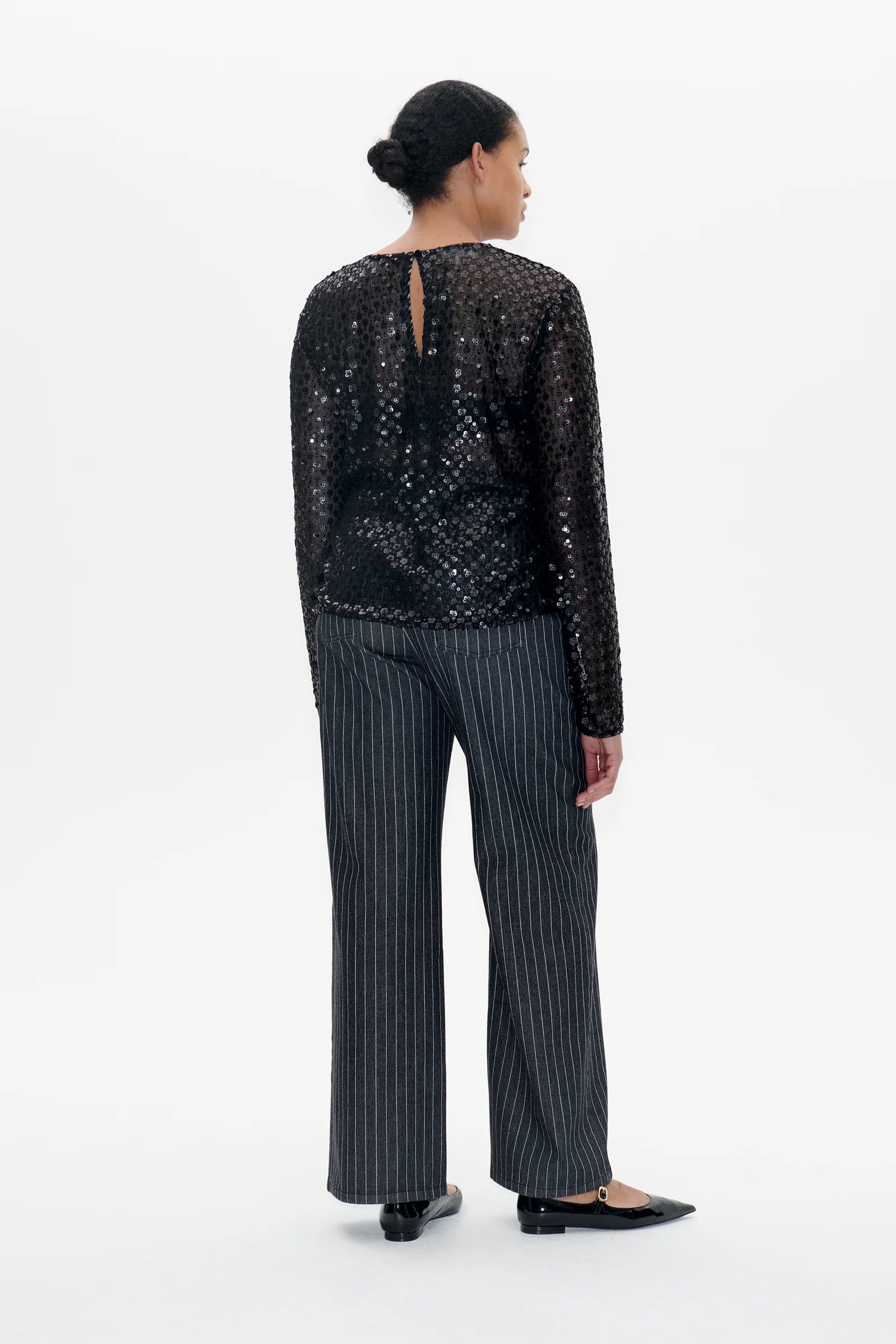 JASMIN SHIRT - BLACK FLOWER SEQUINCE