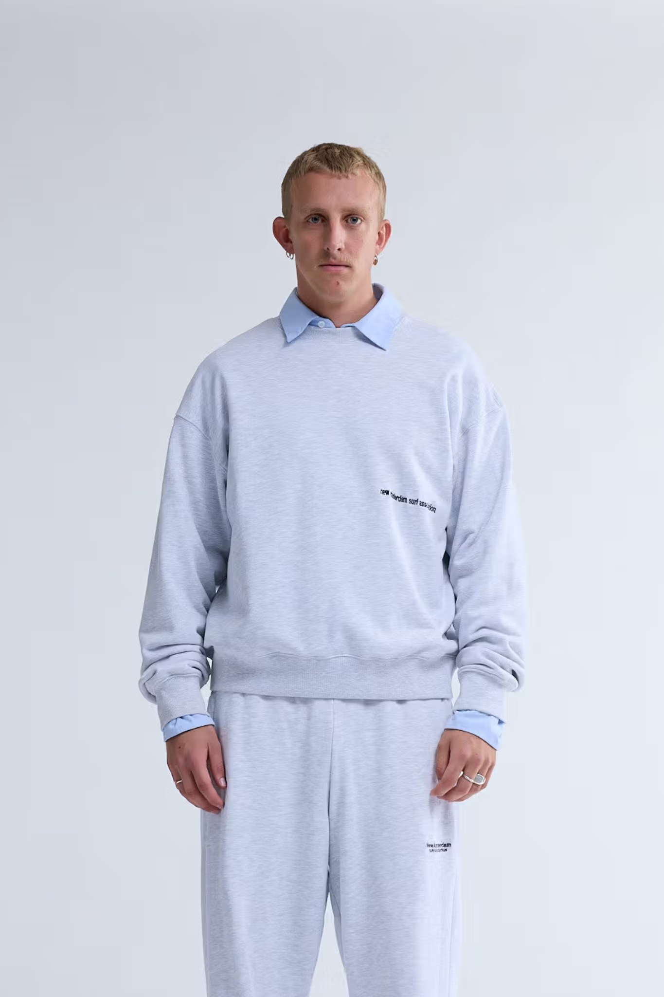 BEACH SIGN CREWNECK - ASH GREY