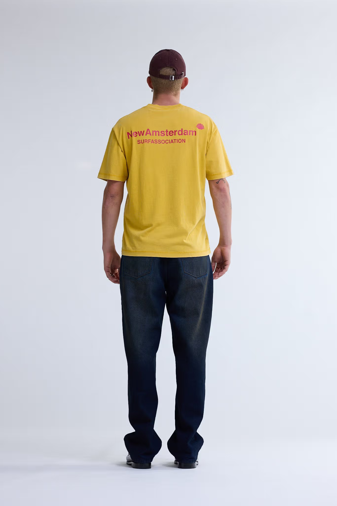 LOGO T-SHIRT - SUN YELLOW/DEEP RED