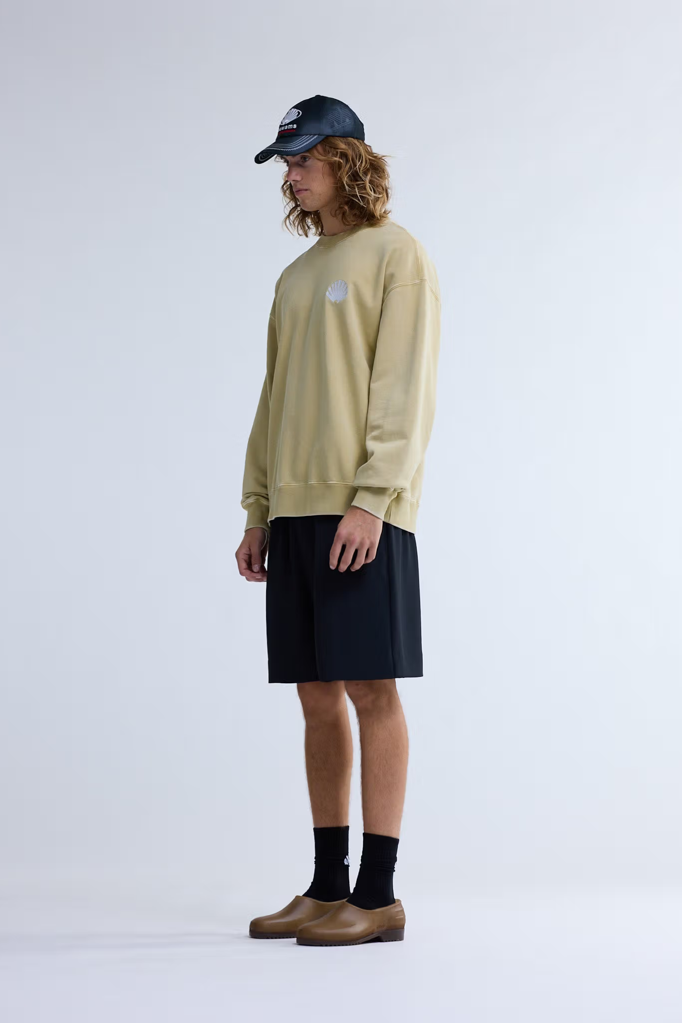 LOGO CREWNECK - YELLOW STONE