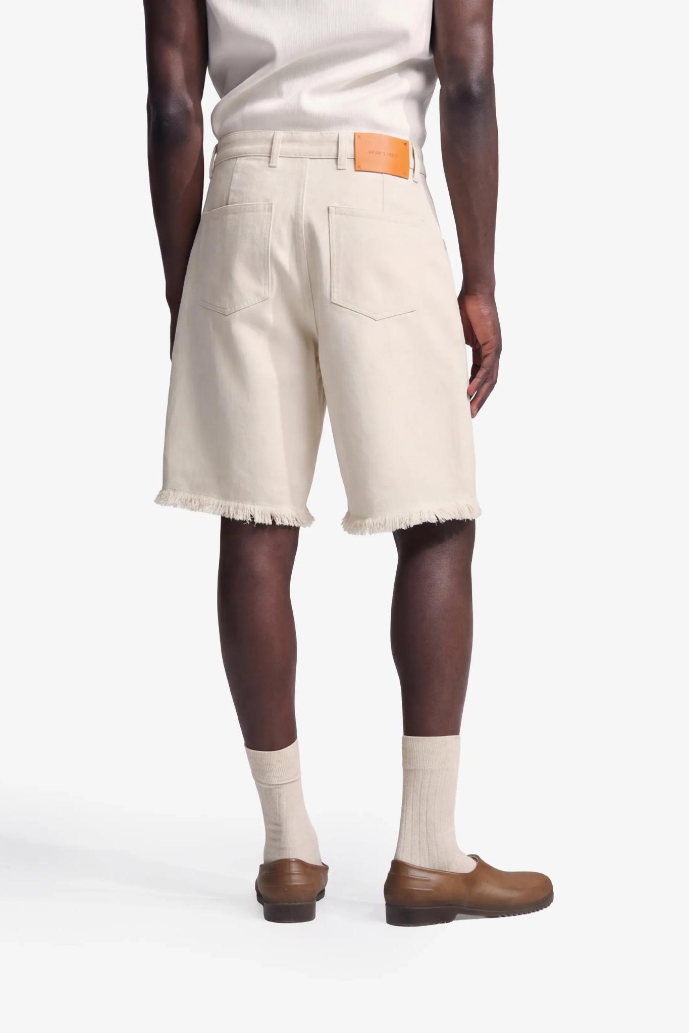 TWILL DISTRESSED SHORTS - BEIGE