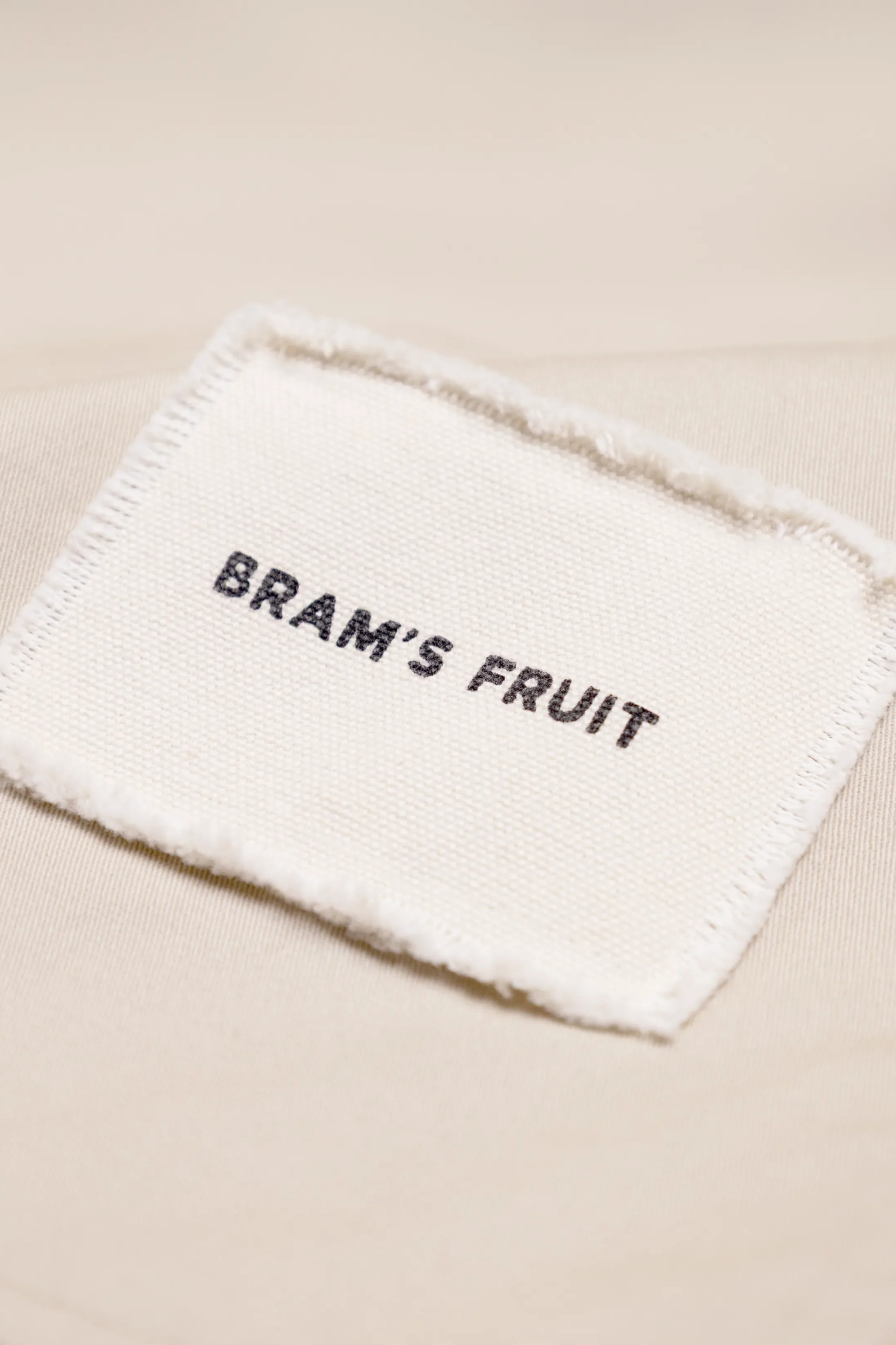 SIGNATURE RAGLAN HALF ZIP SWEATER