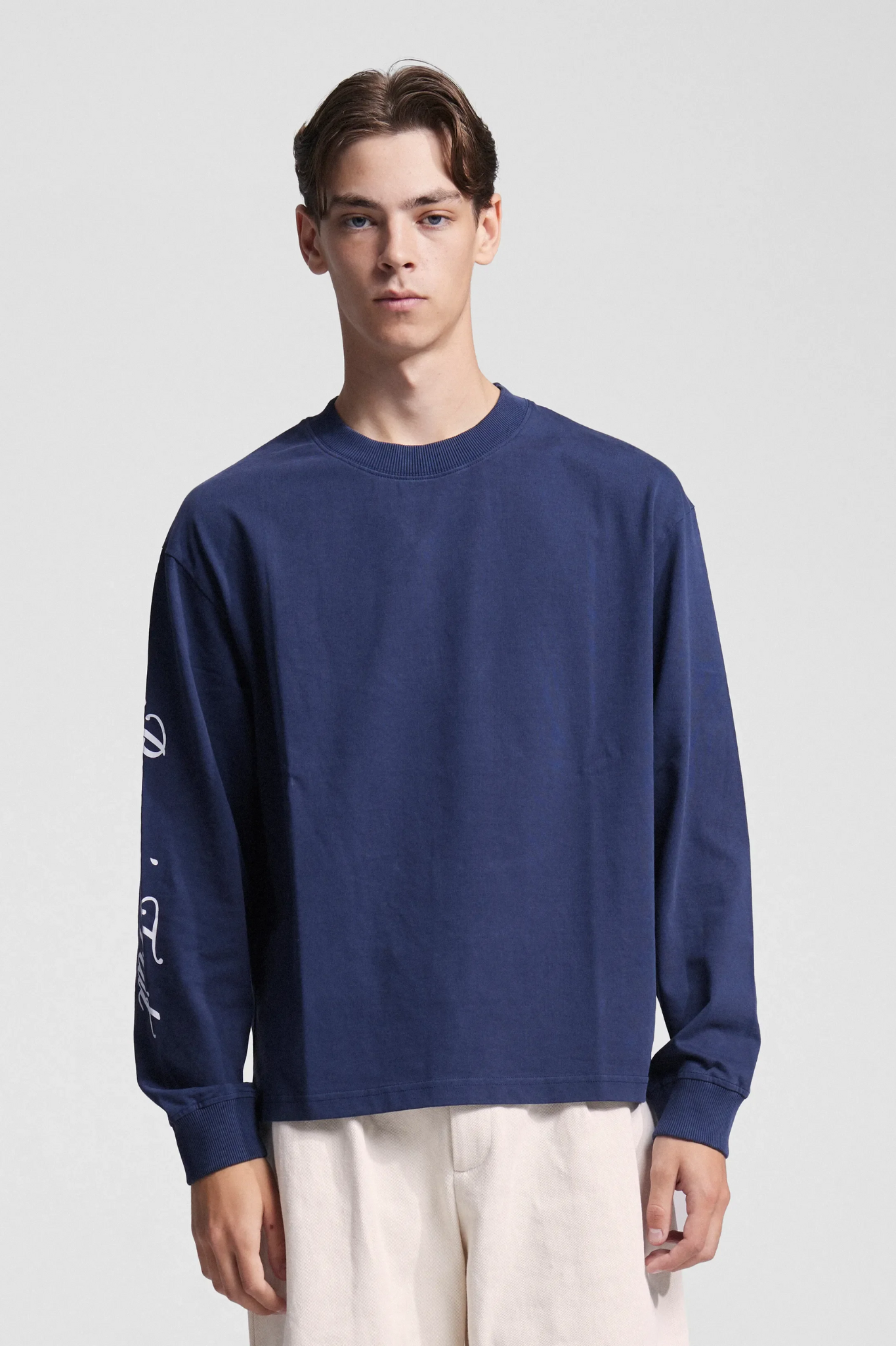 SCRIPT LOGO LONGSLEEVE T-SHIRT - NAVY