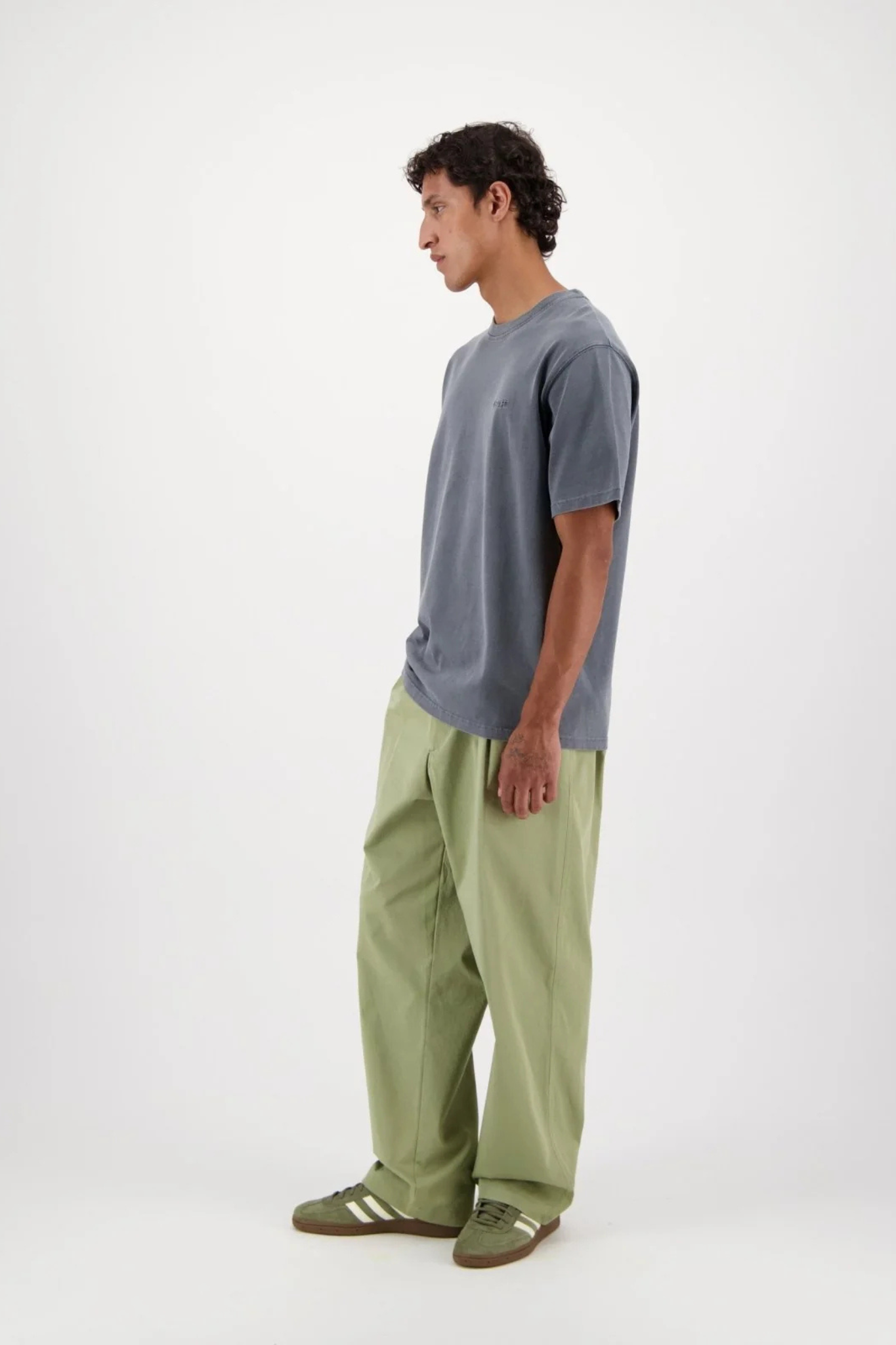 STONEWASHED T-SHIRT - WASHED BLACK