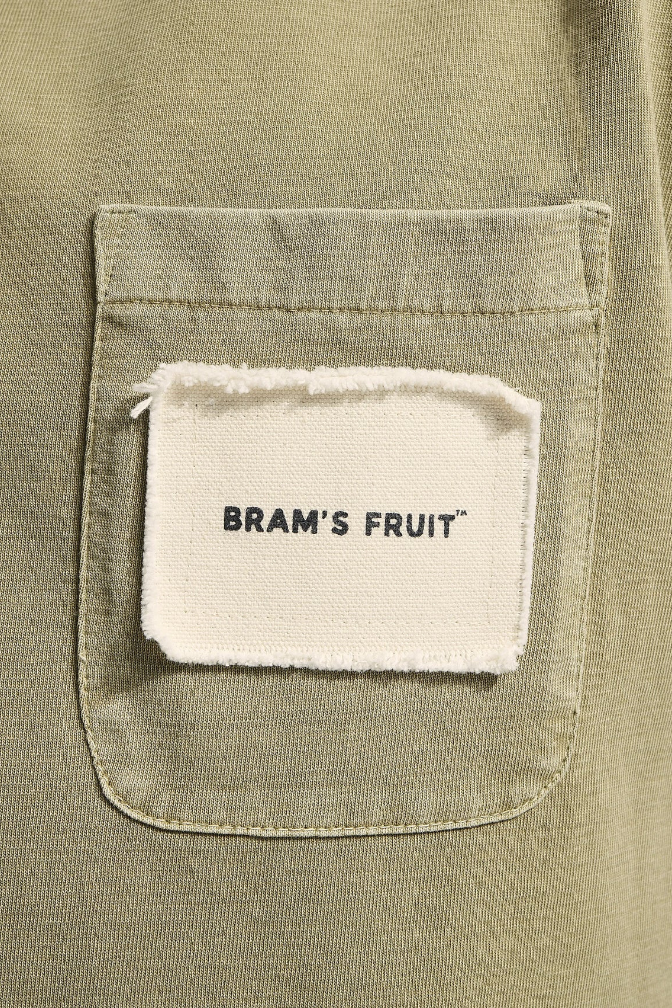 CHEST POCKET T-SHIRT - OLIVE GREEN