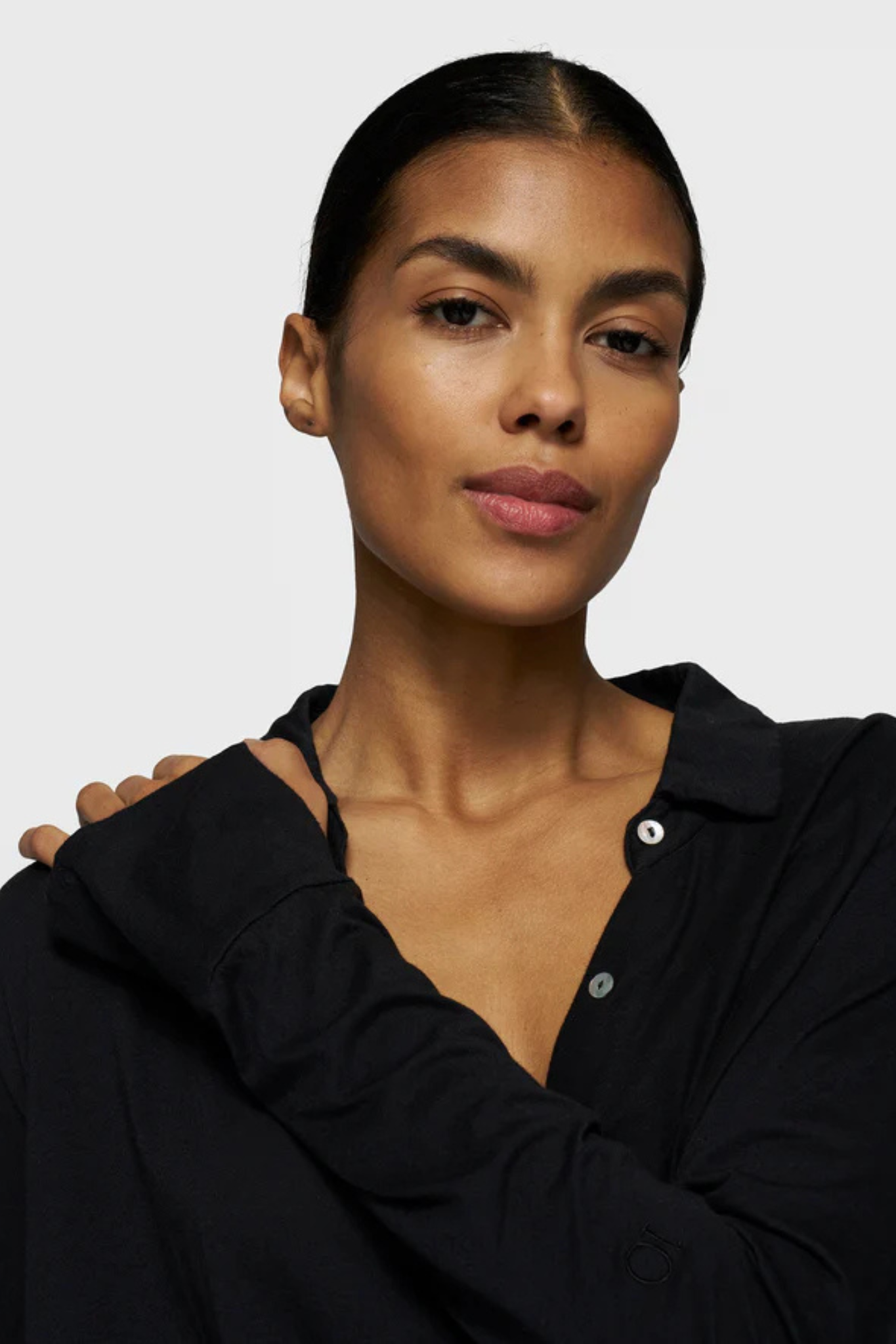 WRAP BLOUSE - BLACK