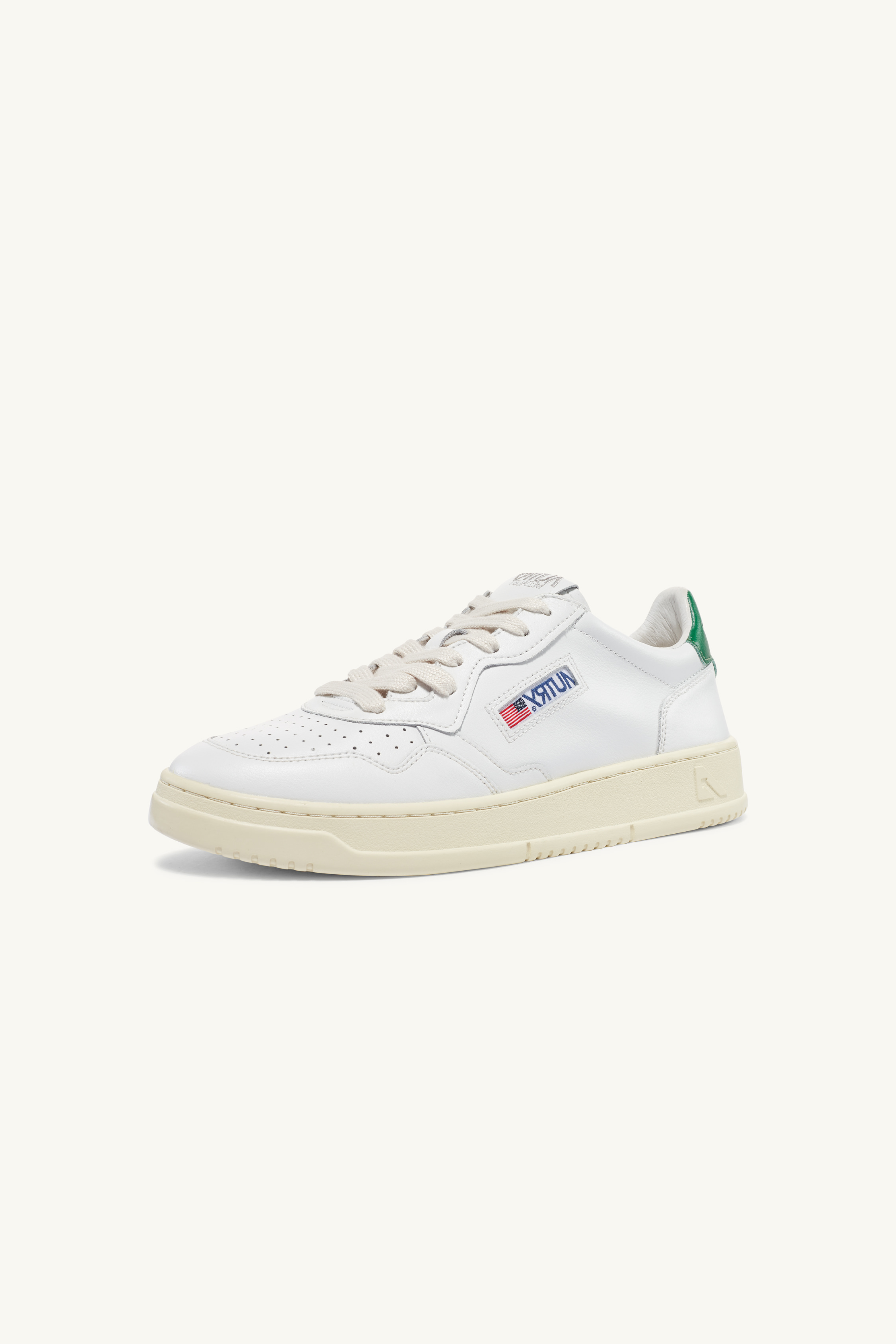 AULW-LL20 - MEDALIST LOW SNEAKERS IN LEATHER WHITE AND GREEN
