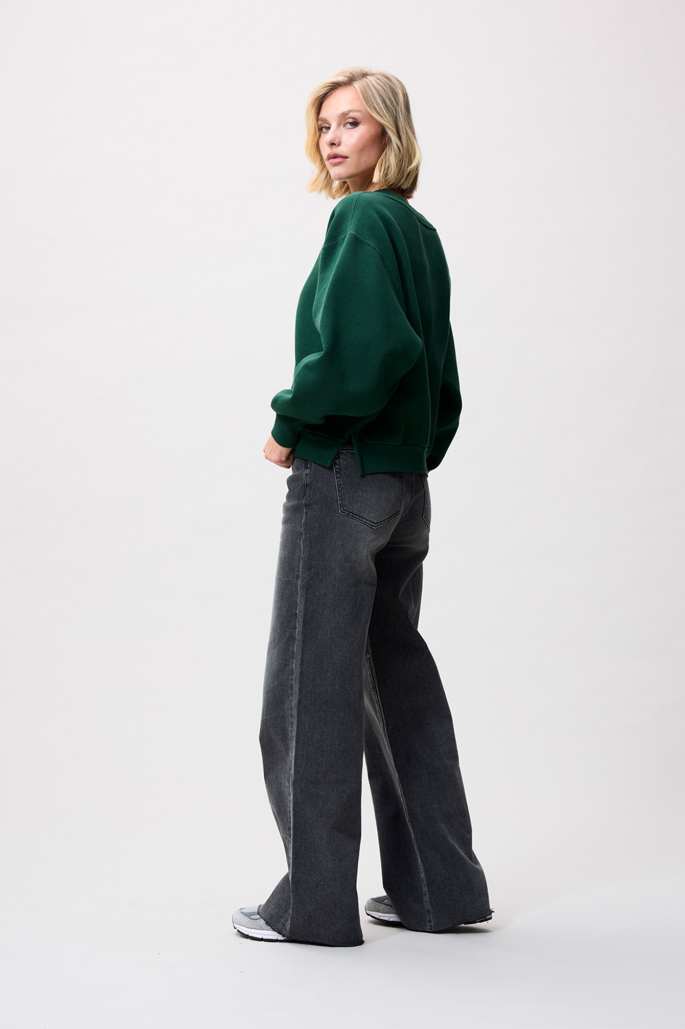 SWEATER WITH VNECK - PINE FOREST