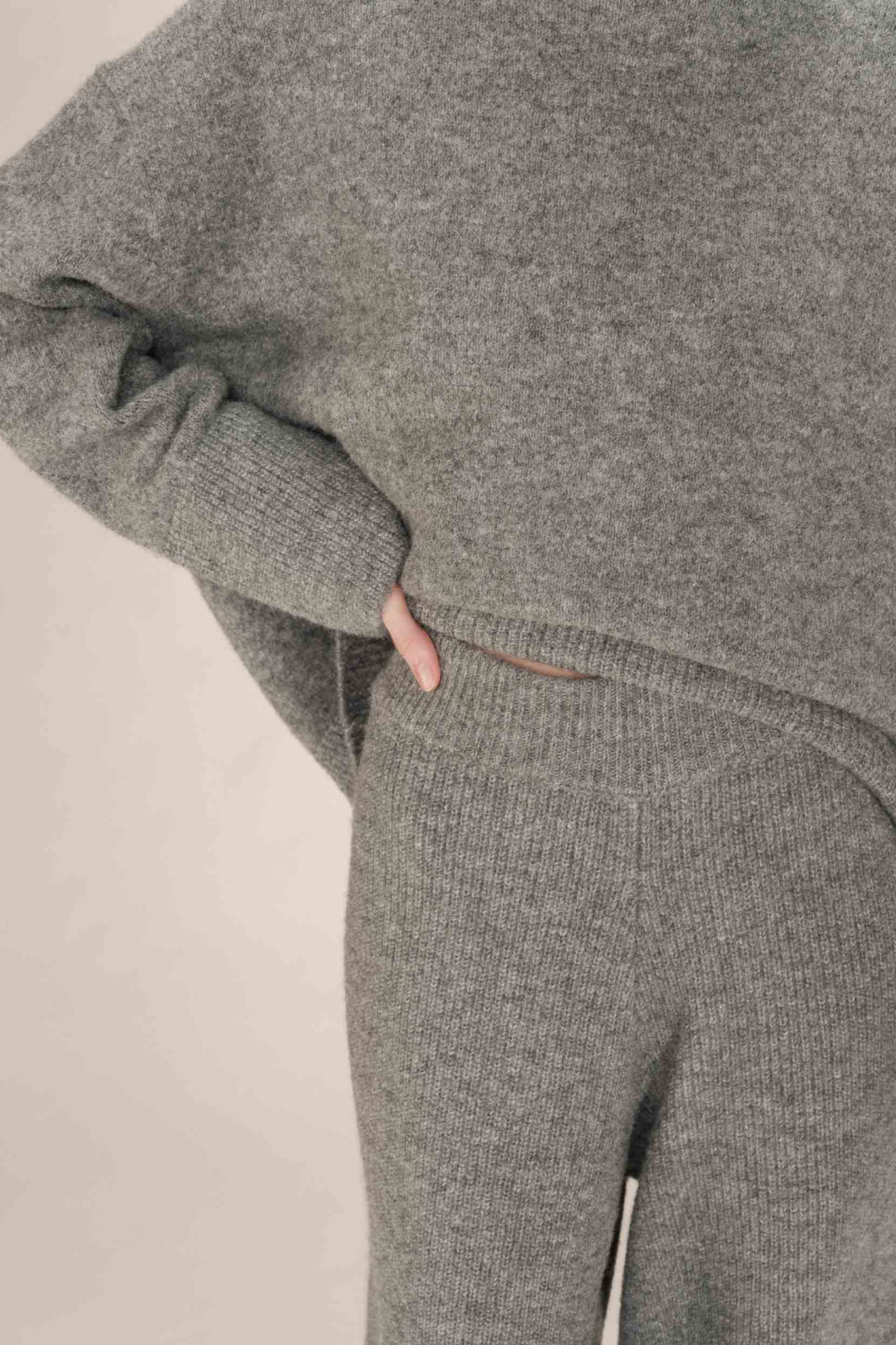 TAXTON PANTS - GREY