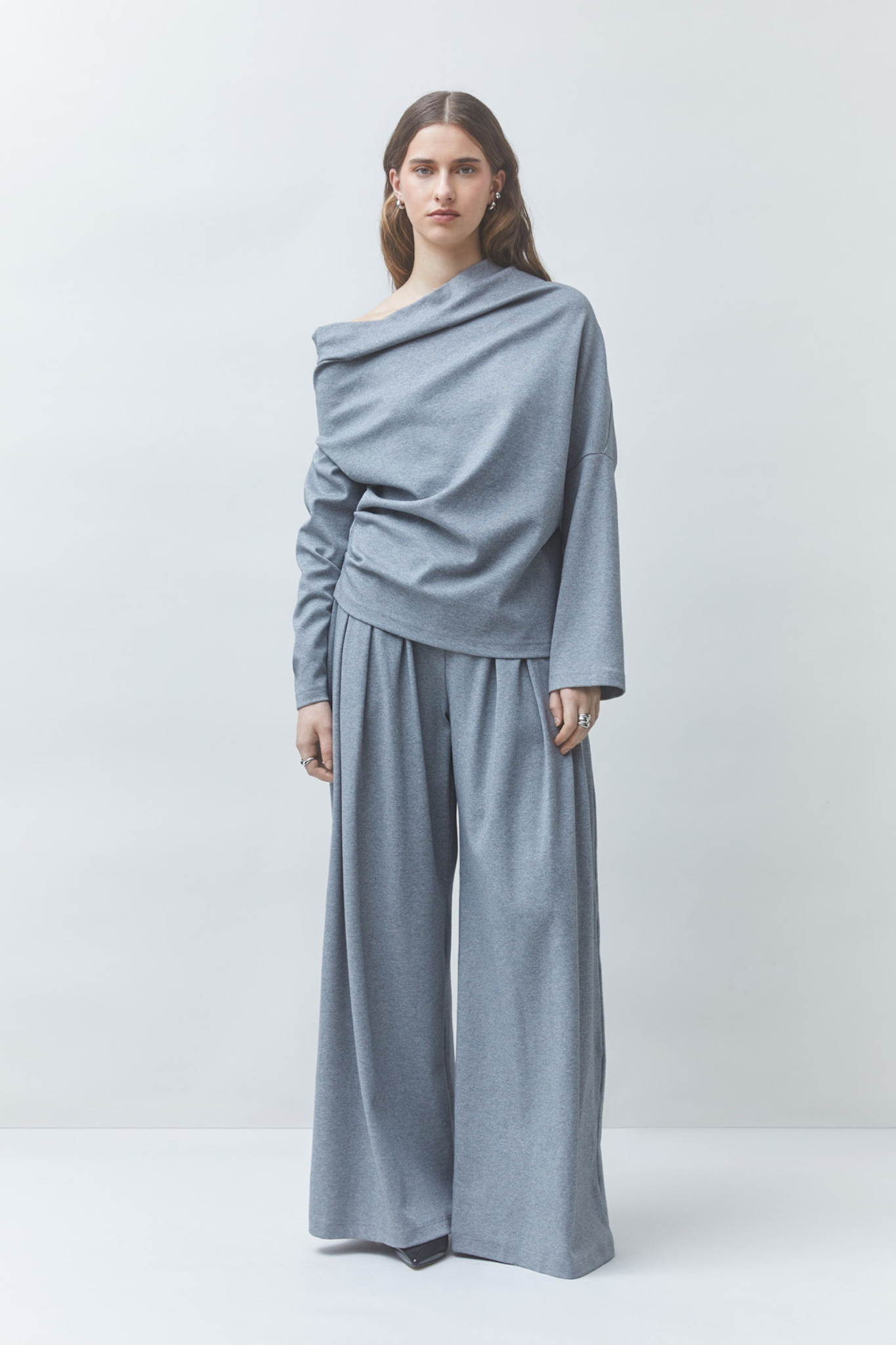 SISTA SWEATER - GREY