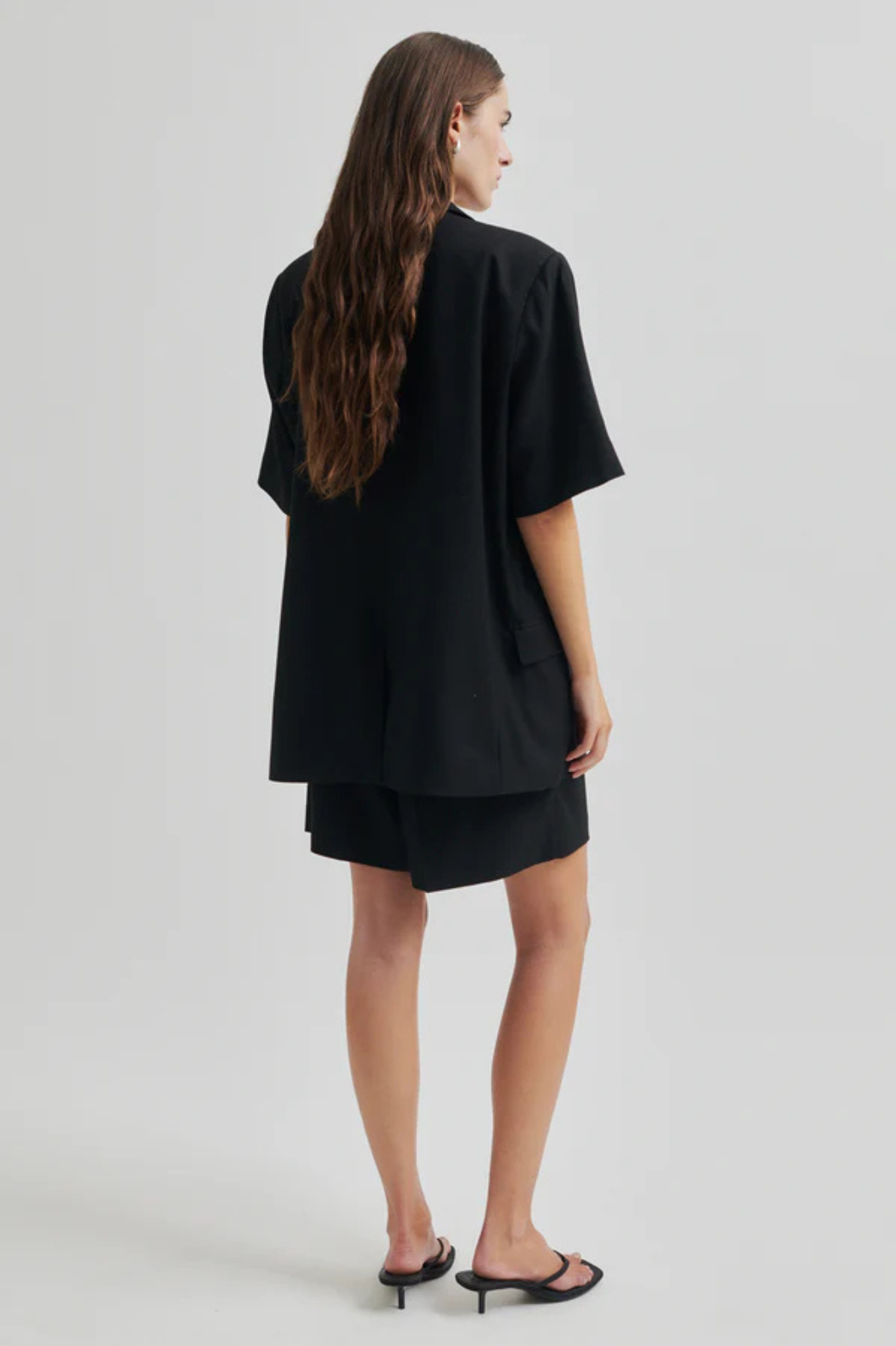 SHARO SHORT - BLACK