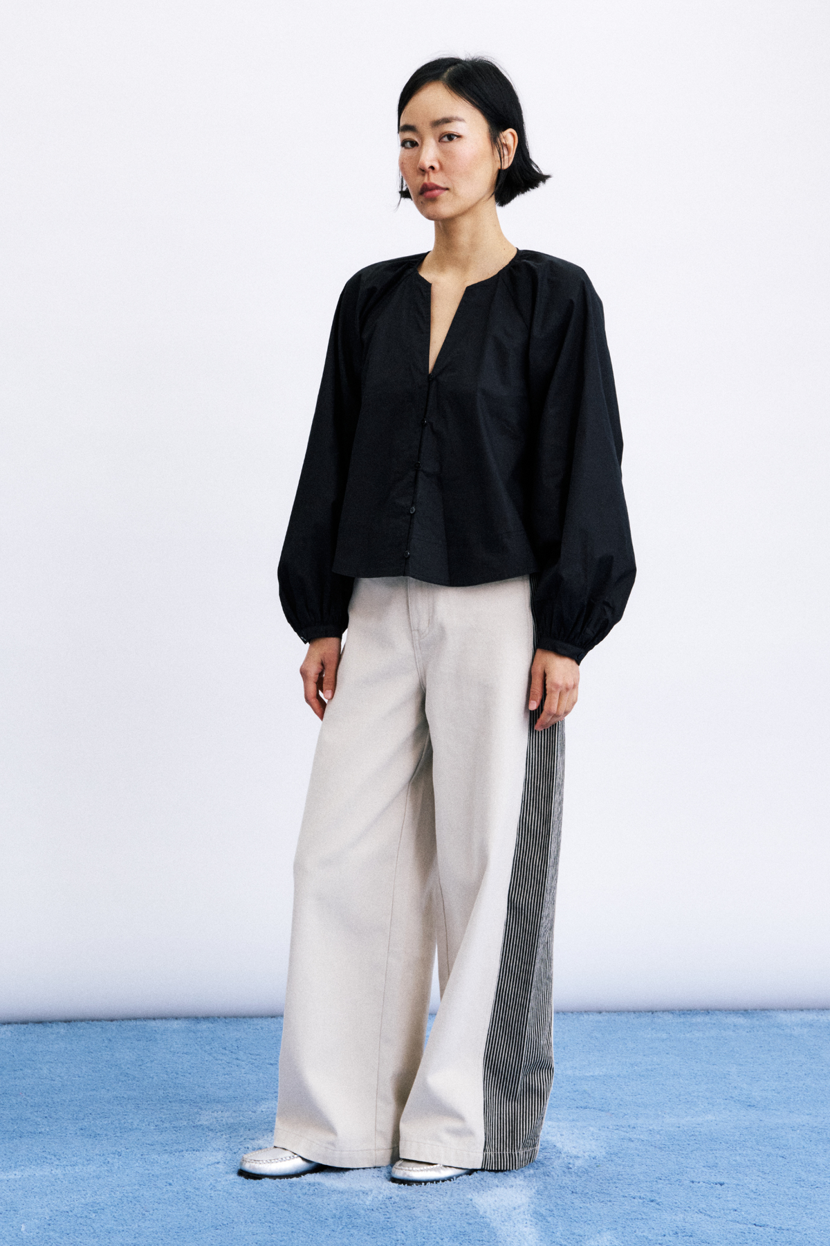 ANDONG BLOUSE - BLACK