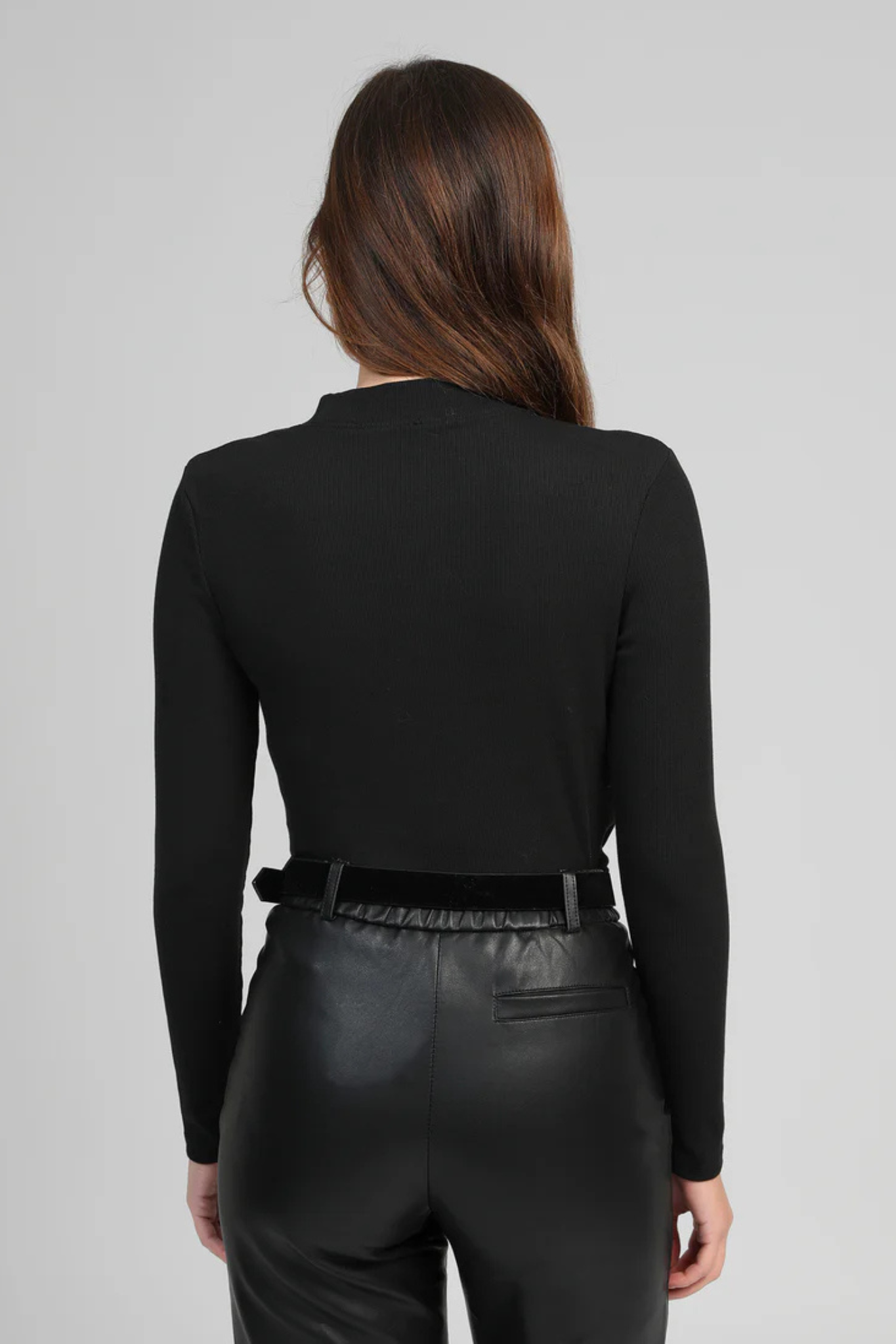 AMELLE T-SHIRT - BLACK