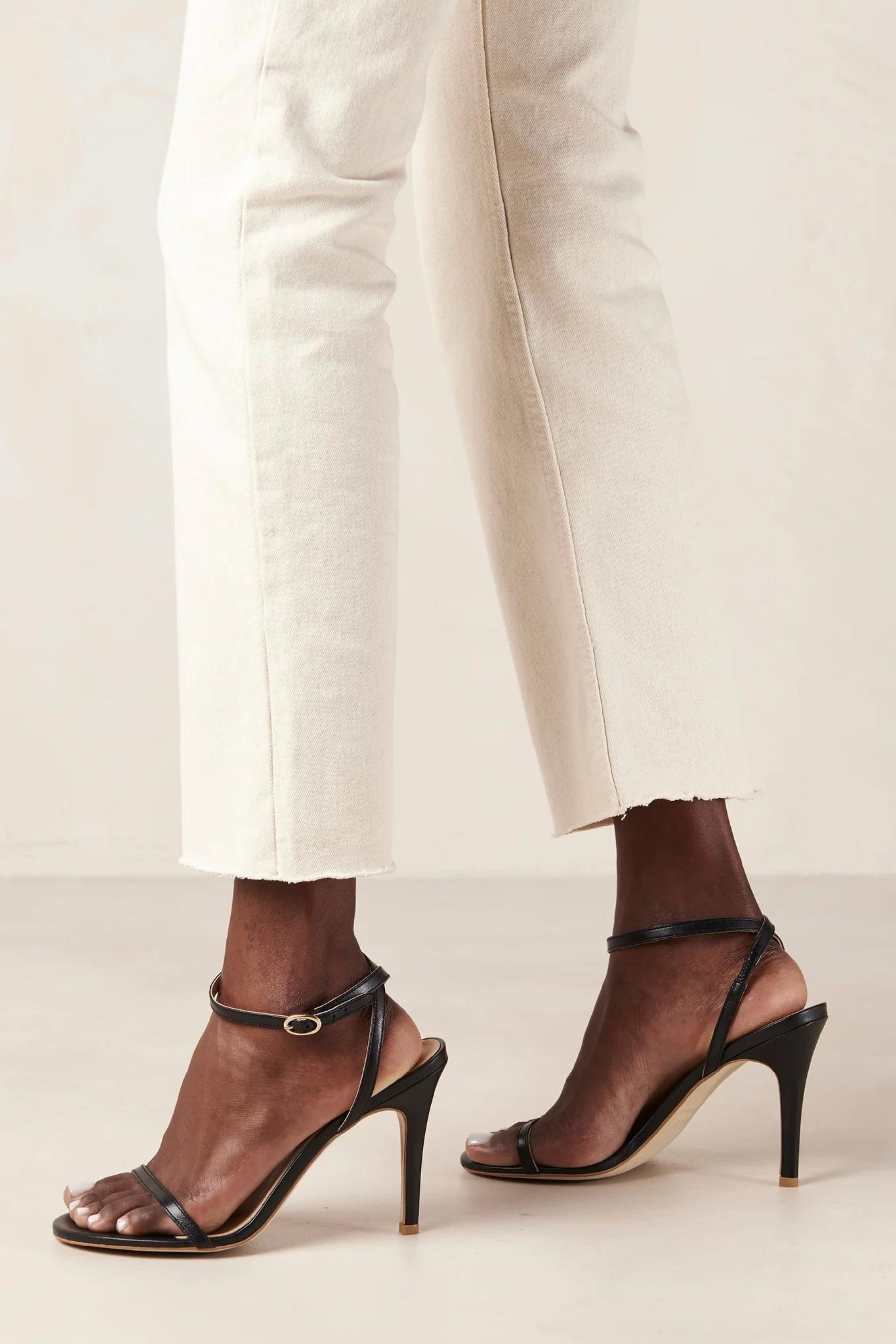 OTIS LEATHER SANDALS - BLACK