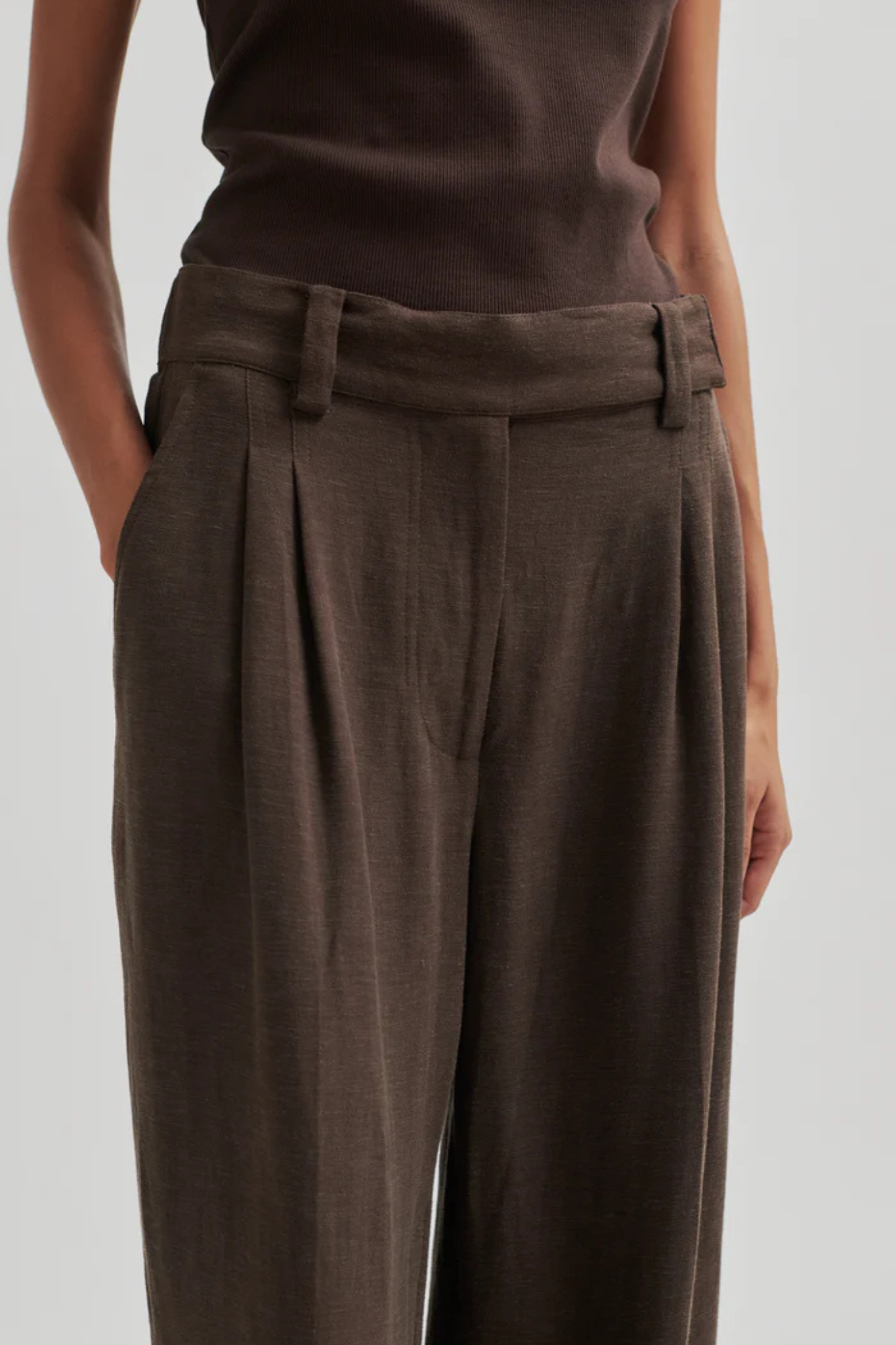 LINO PANTS - CHOCOLATE BROWN