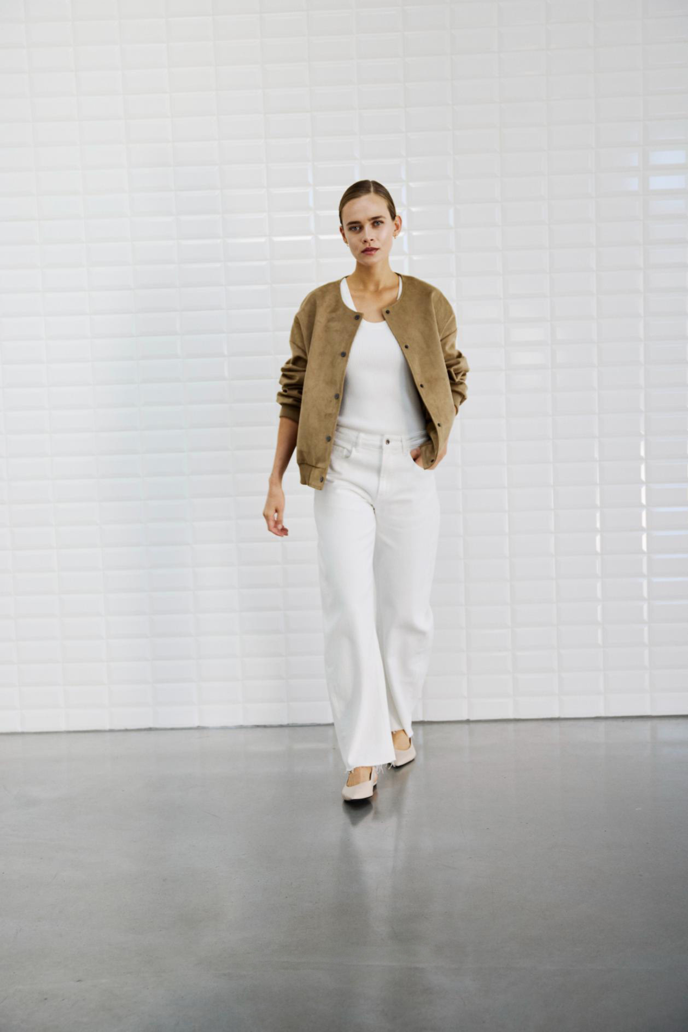 FREYA VEGAN SUEDE BOMBER JACKET - MID FALCON