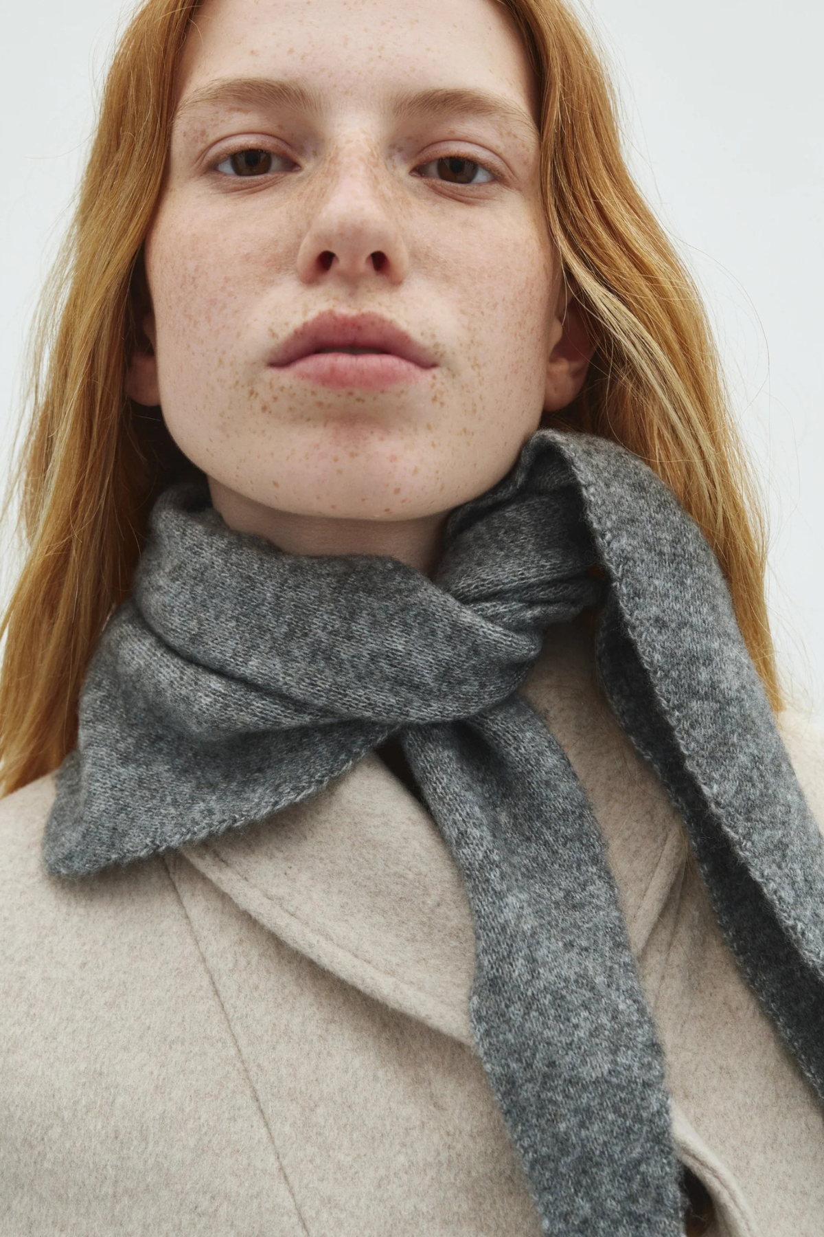 ZIGGIETTE OAKLYN SJAAL - MEDIUM GRIJS