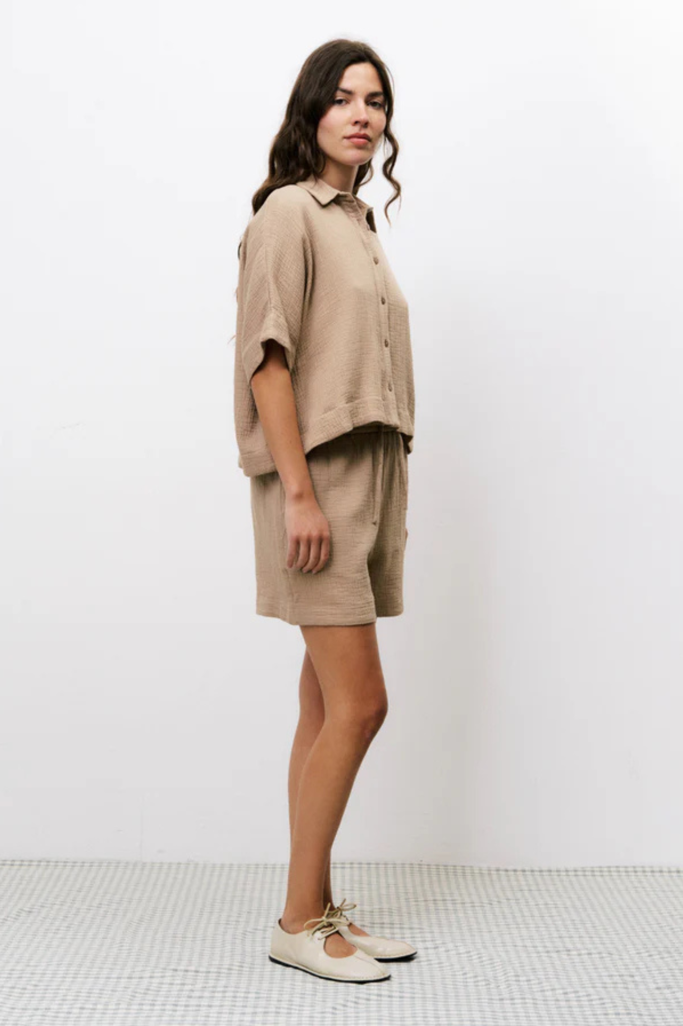 LAHNA SHIRT - BEIGE