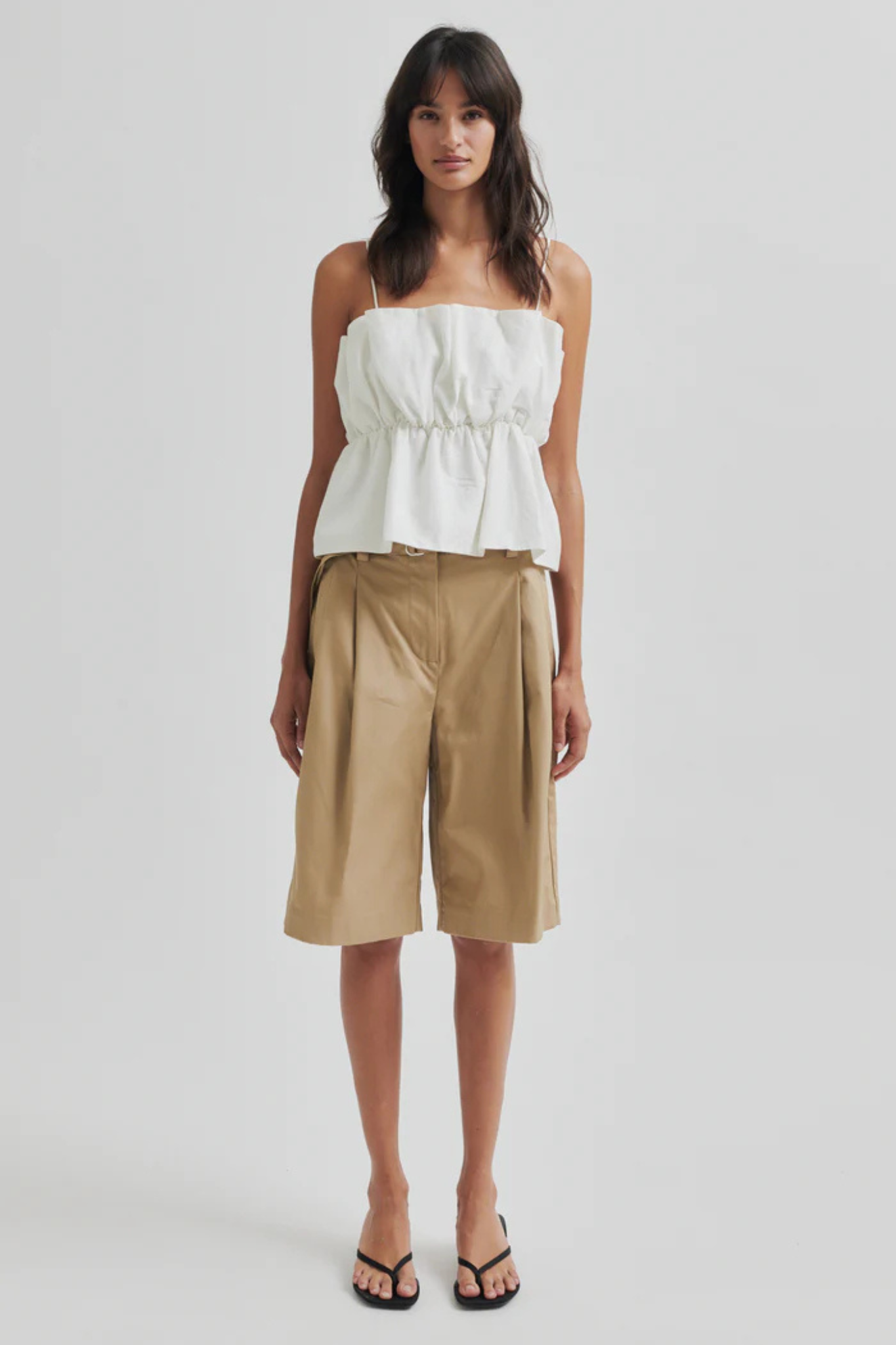 EIA TOP - WHITE ASSYLUM